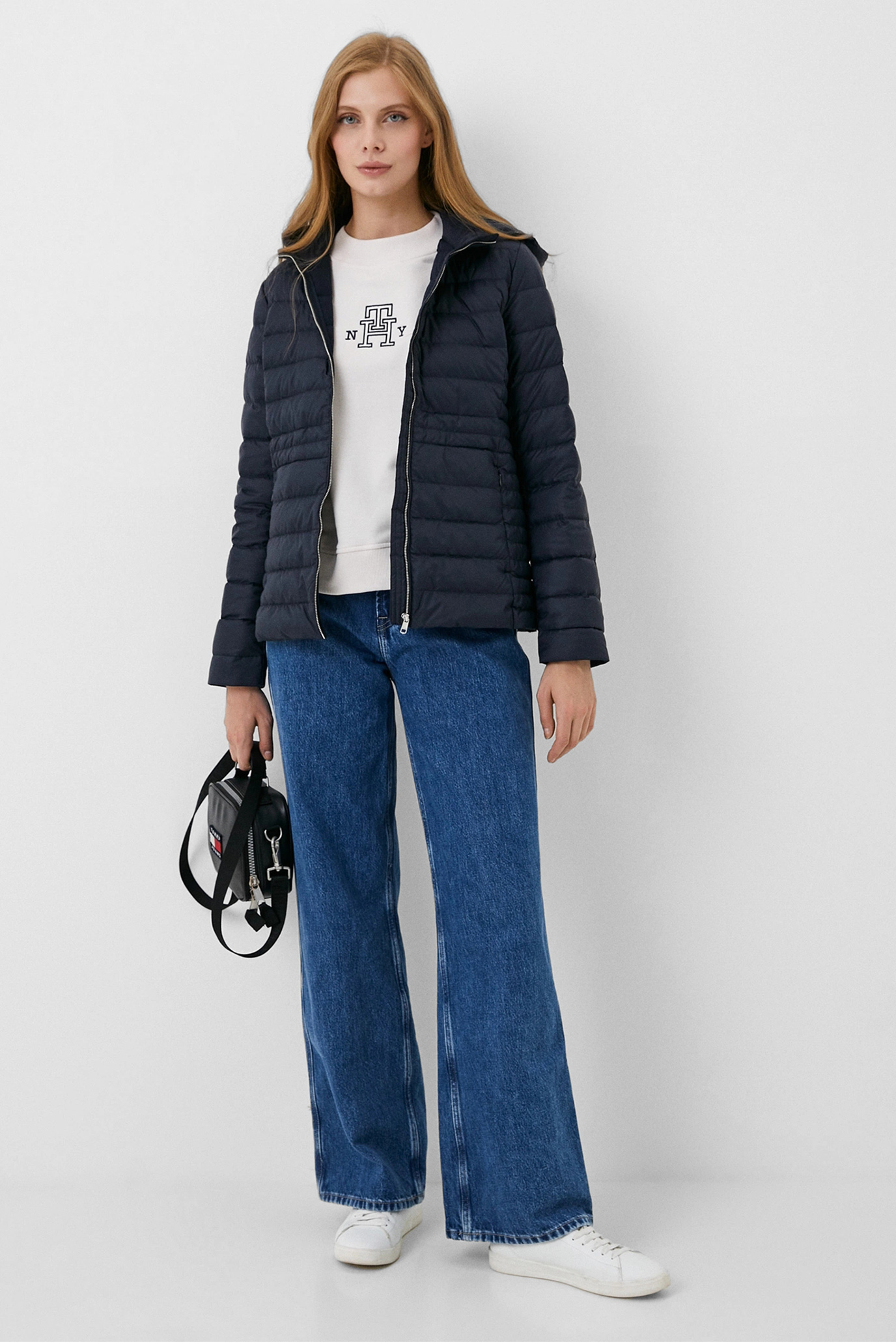 Куртка демисезонная FEMININE LW DOWN JACKET 2