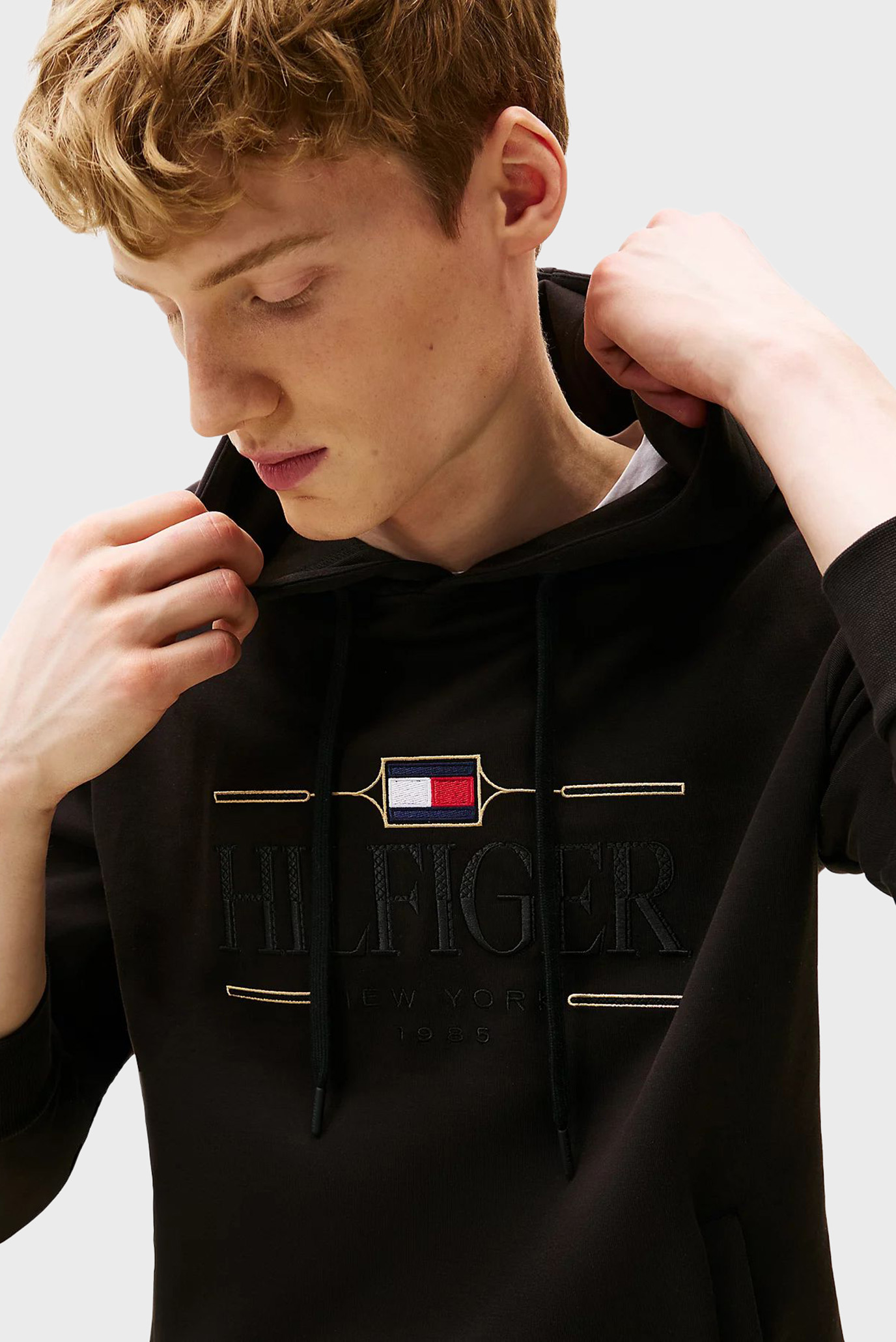 Худи/ICON HILFIGER HOODIE 4