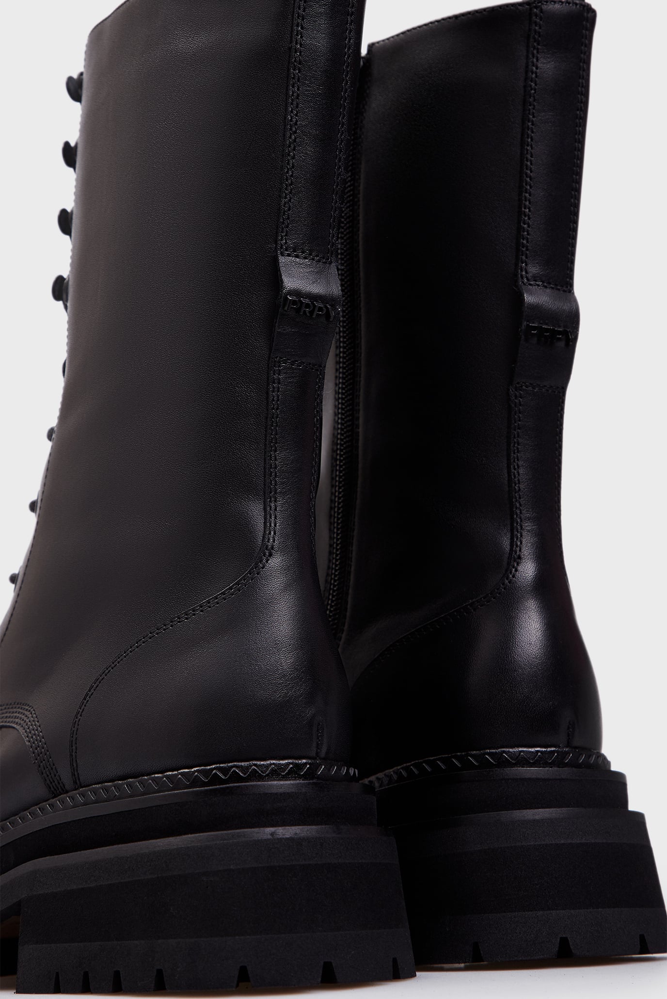 Женские черные кожаные ботинки Jeanette 5