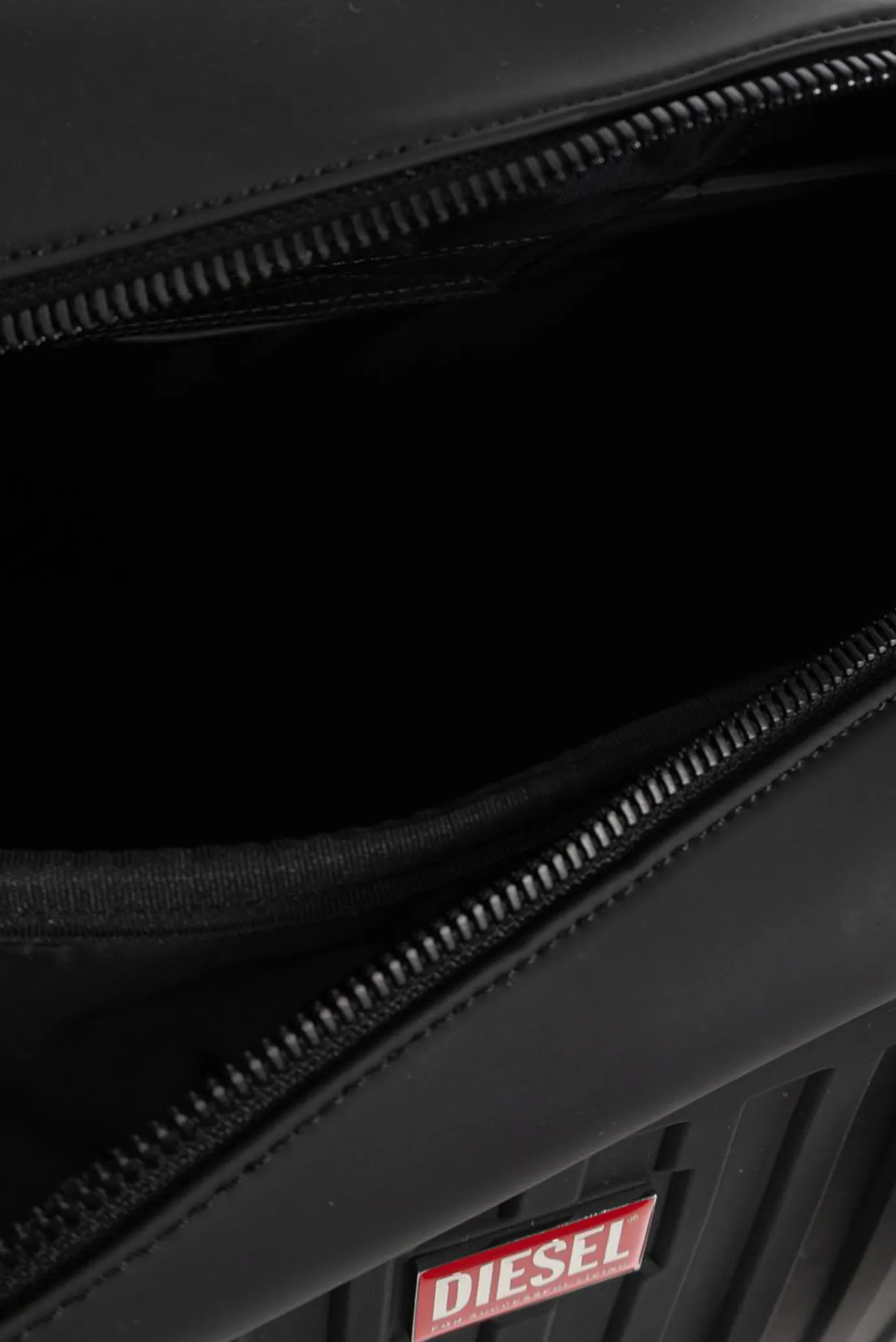 Чемодан DIESEL ALUMINUM DUFFLE-BLACK 2