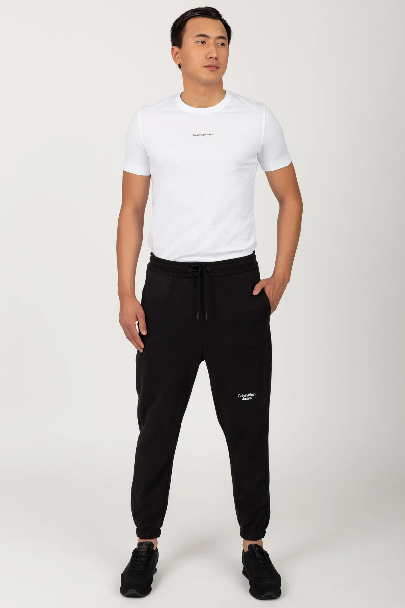 Мужские черные спортивные брюки STACKED LOGO 4