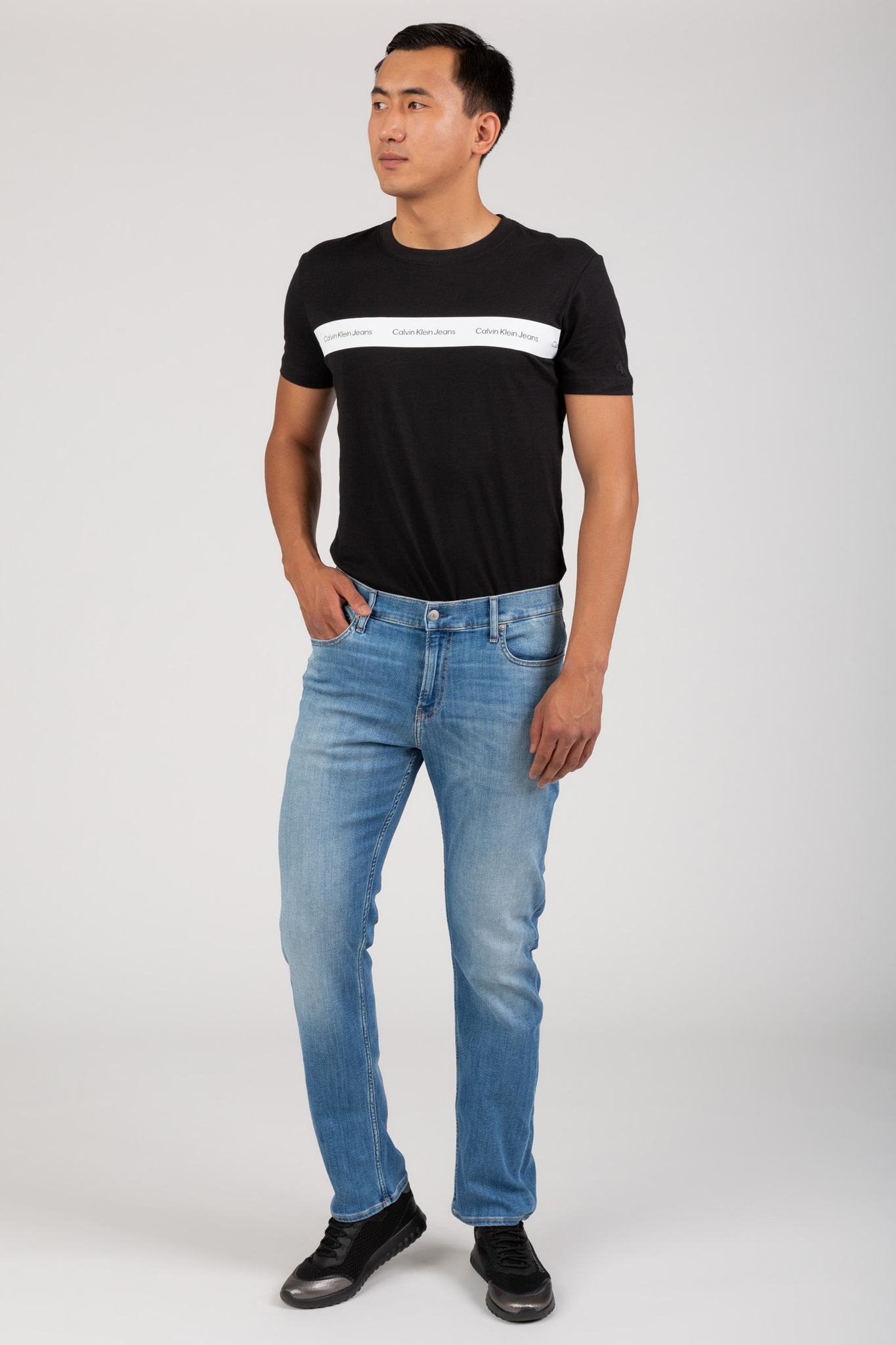 Джинсы STRAIGHT 4