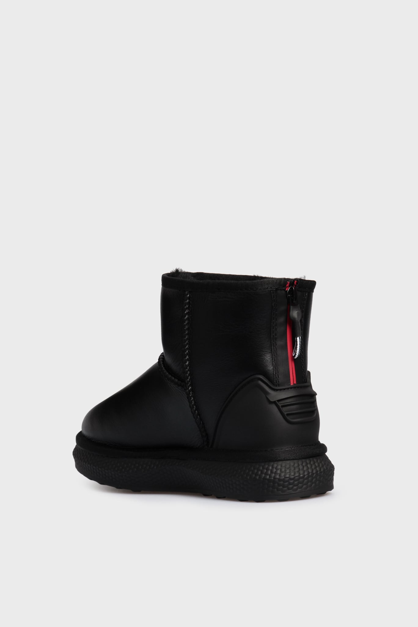 Женские черные кожаные угги 4