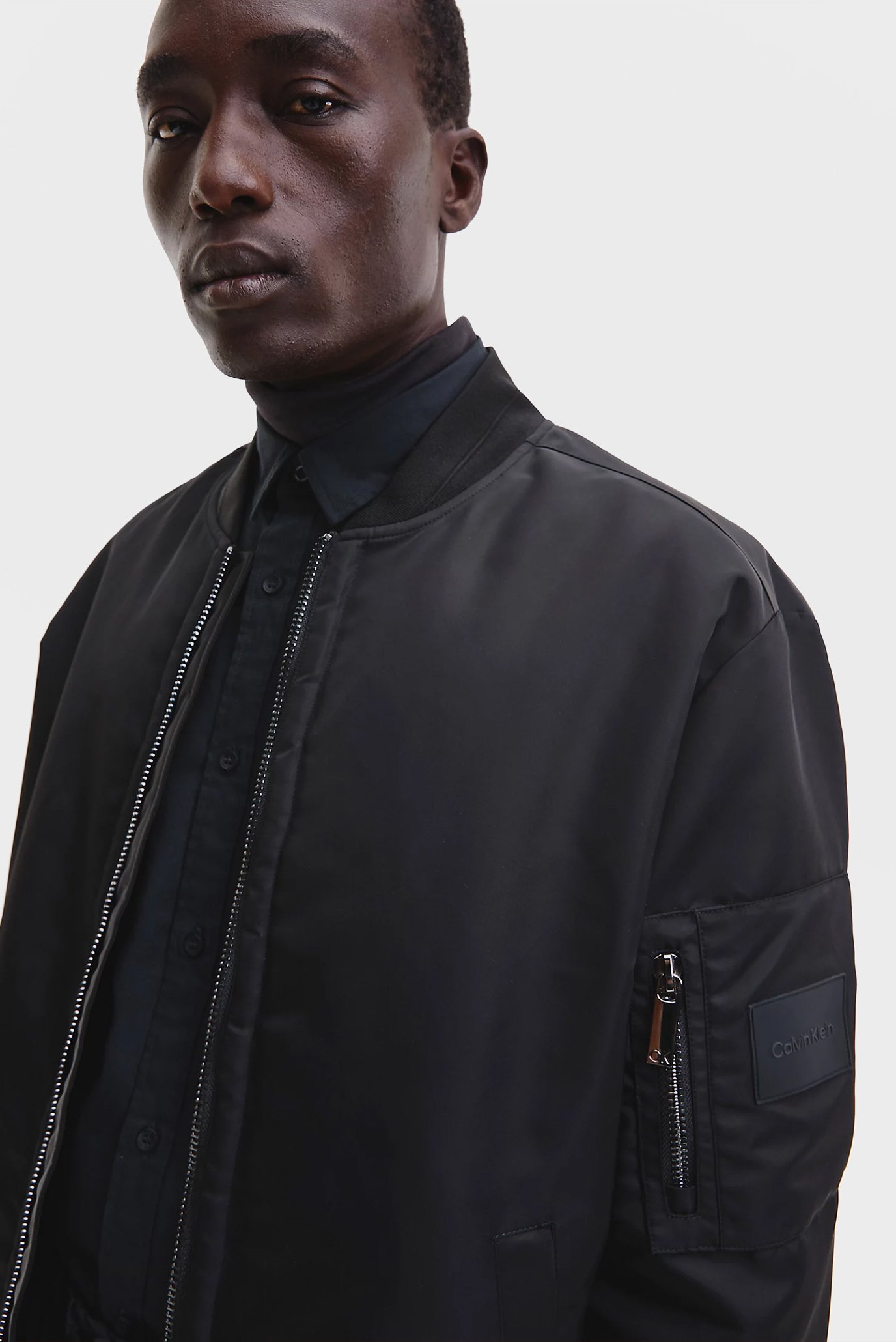 Мужской черный бомбер SATEEN HERO 9