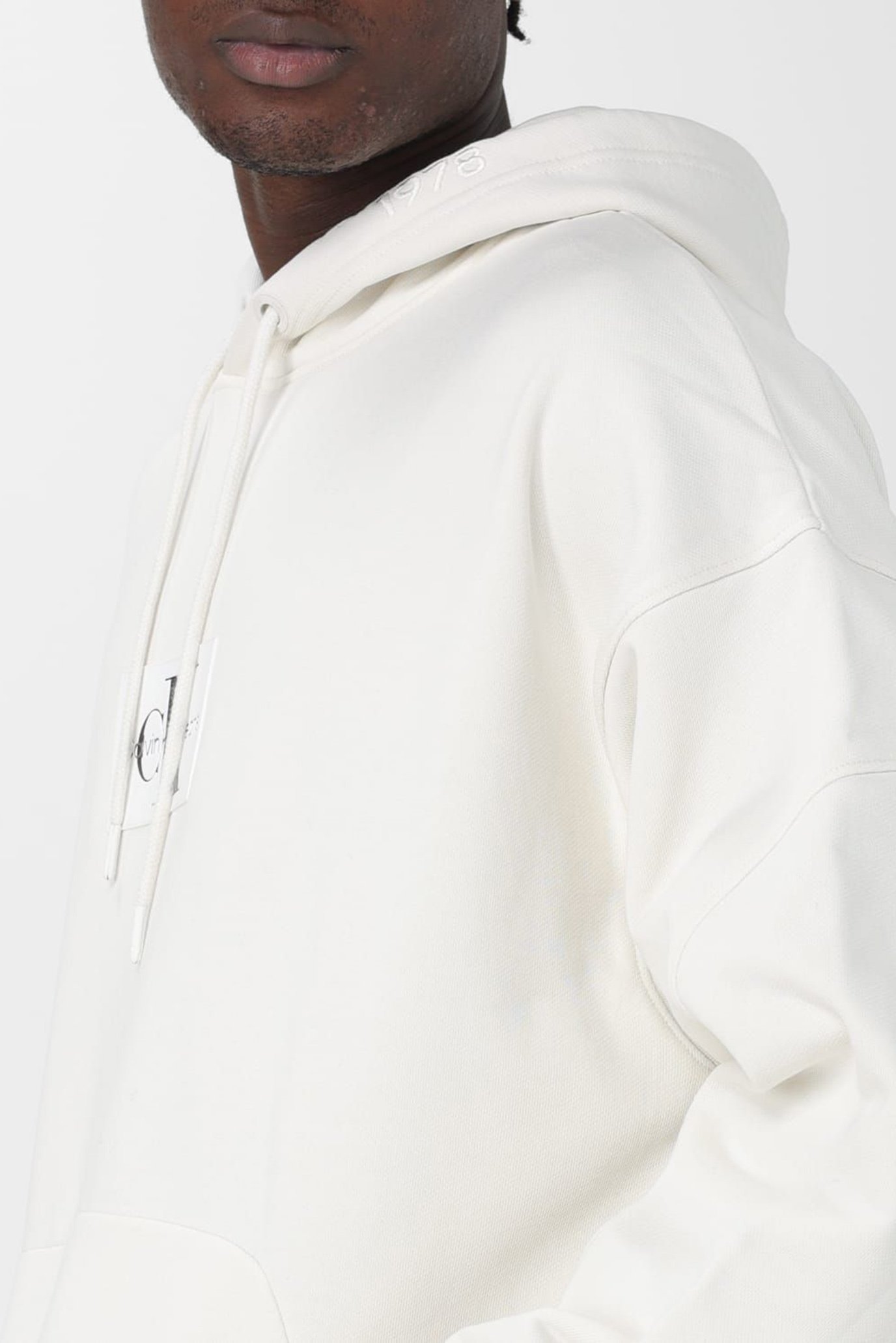 Худи OVERSIZED PATCHED HOODIE 3