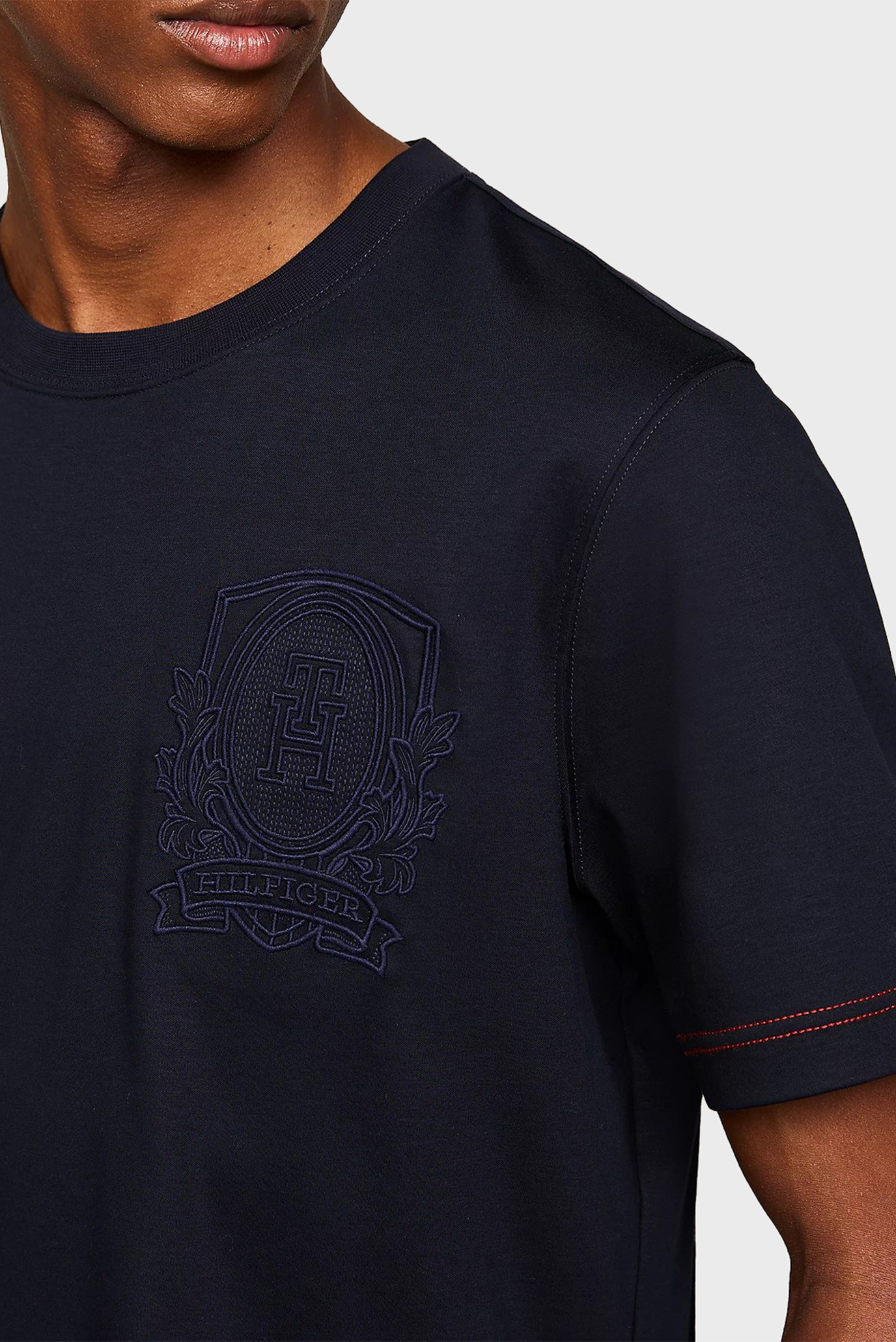 Мужская темно-синяя футболка HERALDIC CREST TEE 4