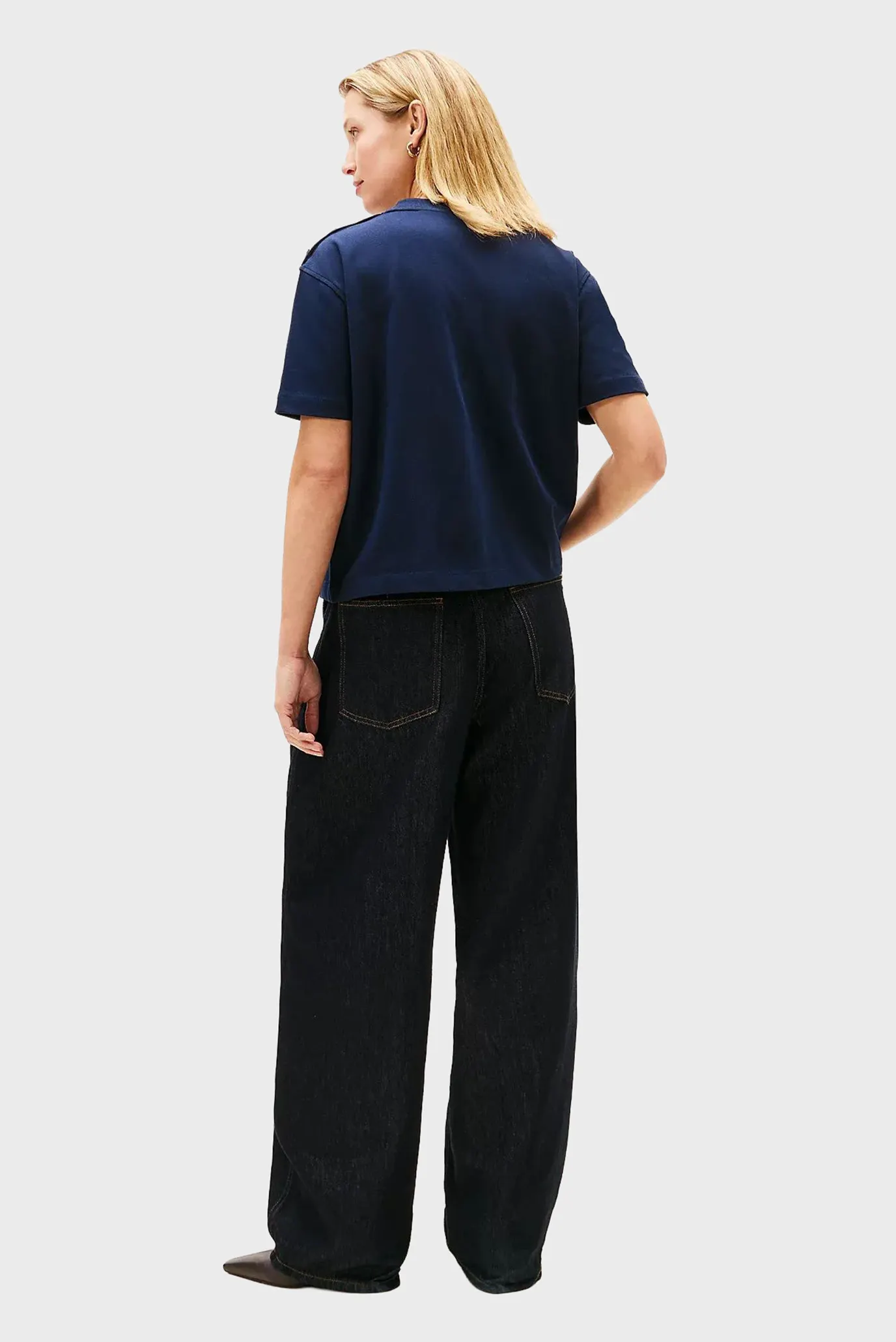 Футболка GOLD BTN SCRIPT MDRN SS TEE 3