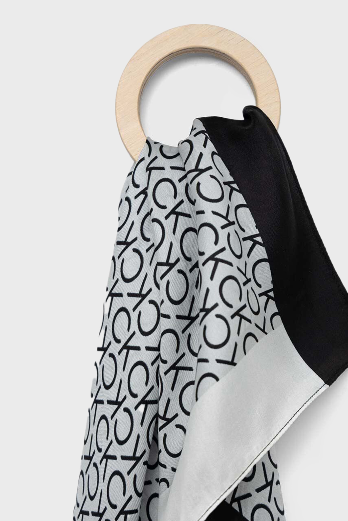 Шарф GEO MINIMAL LOGO BANDANA 70X70 2