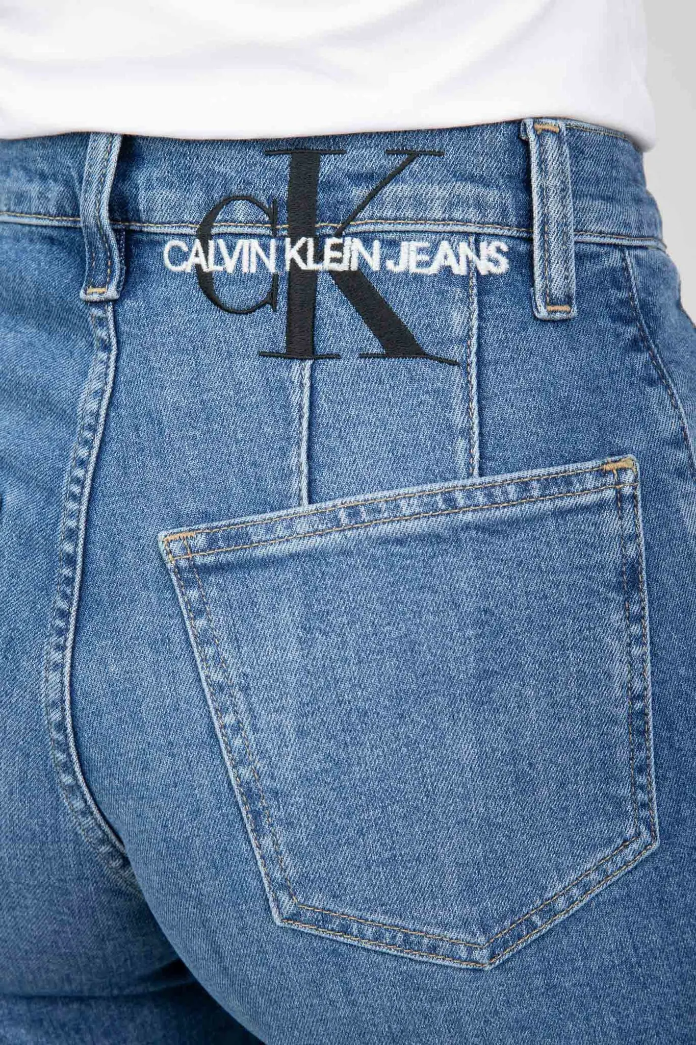 Джинсы MOM JEAN 4