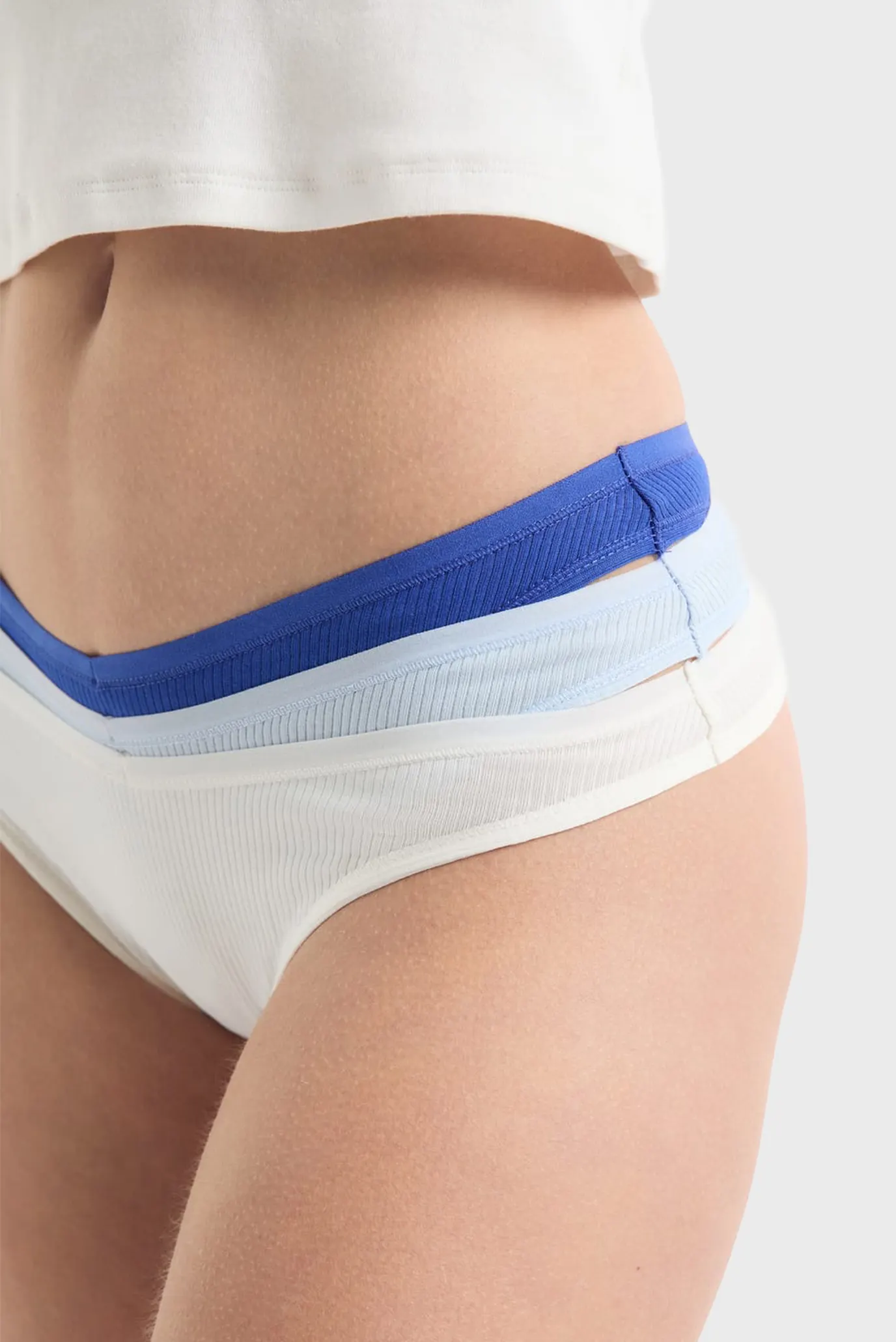 Набор белья/JOHN - 3 TANGAS 4