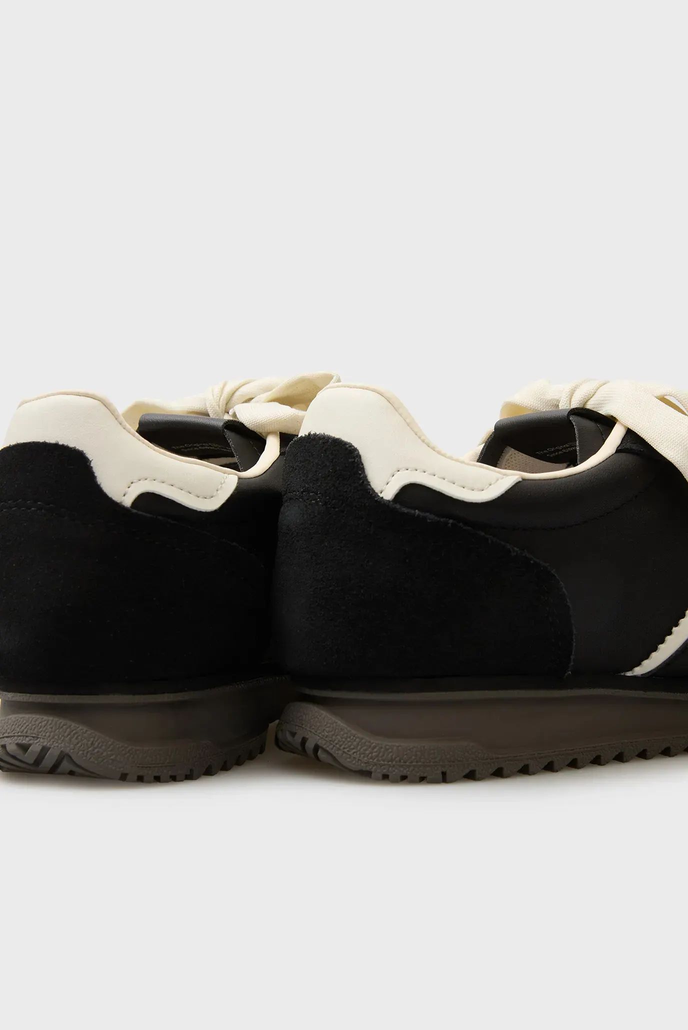 Кроссовки TJW LOW PROFILE RUNNER LTHR MIX 2