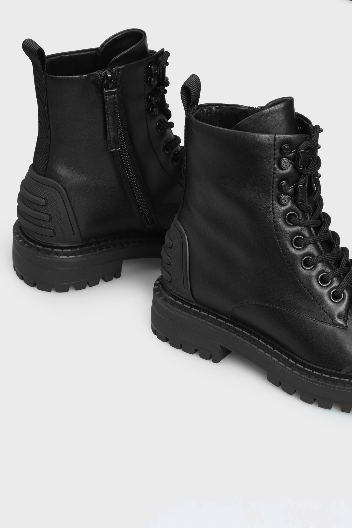 Женские черные кожаные ботинки Lynette 5