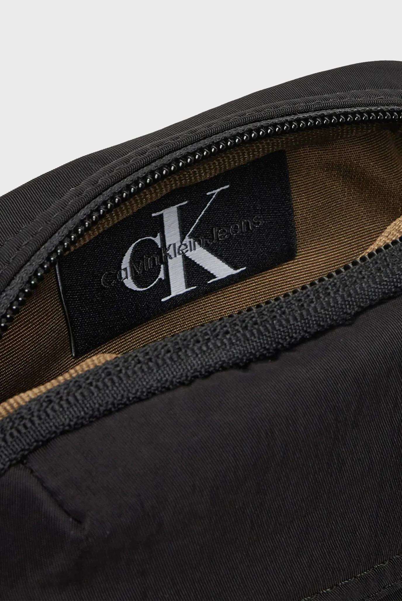 Сумка METRO NYLON REPORTER BAG 4