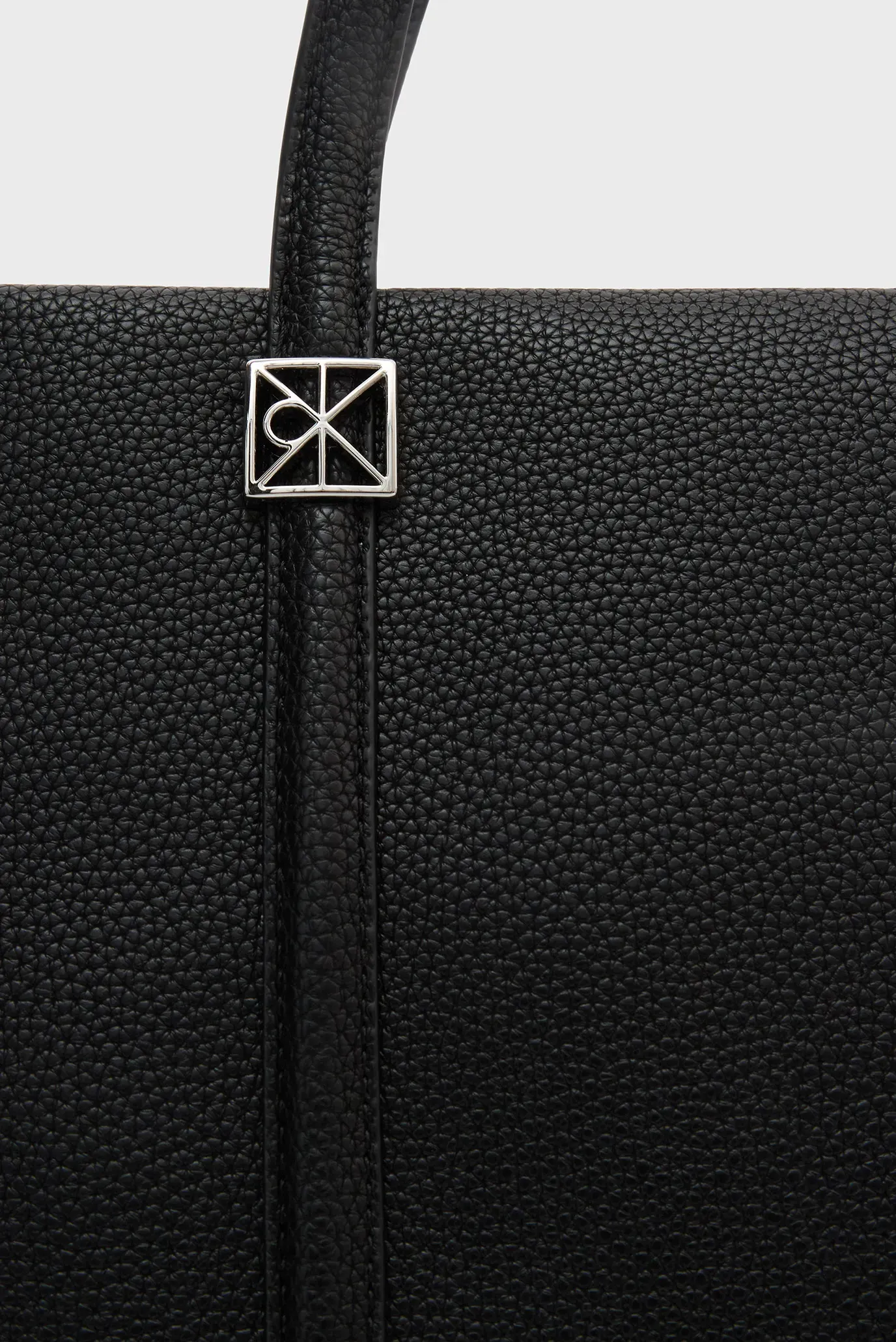 Сумка EMBLEM HW PEBBLE TOTE 2