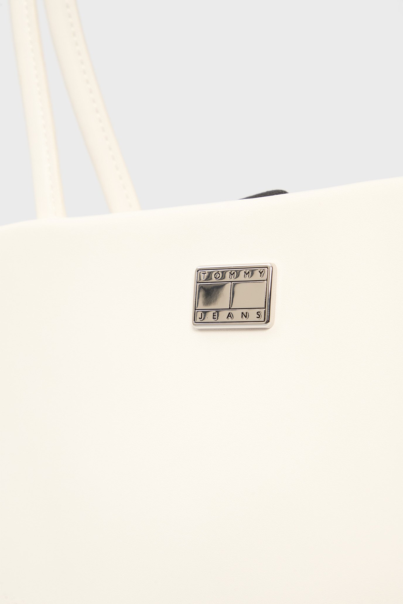 Женская белая сумка TJW AMERICAN COOL MED TOTETommy Jeans Женская белая сумка TJW AMERICAN COOL MED TOTE 6