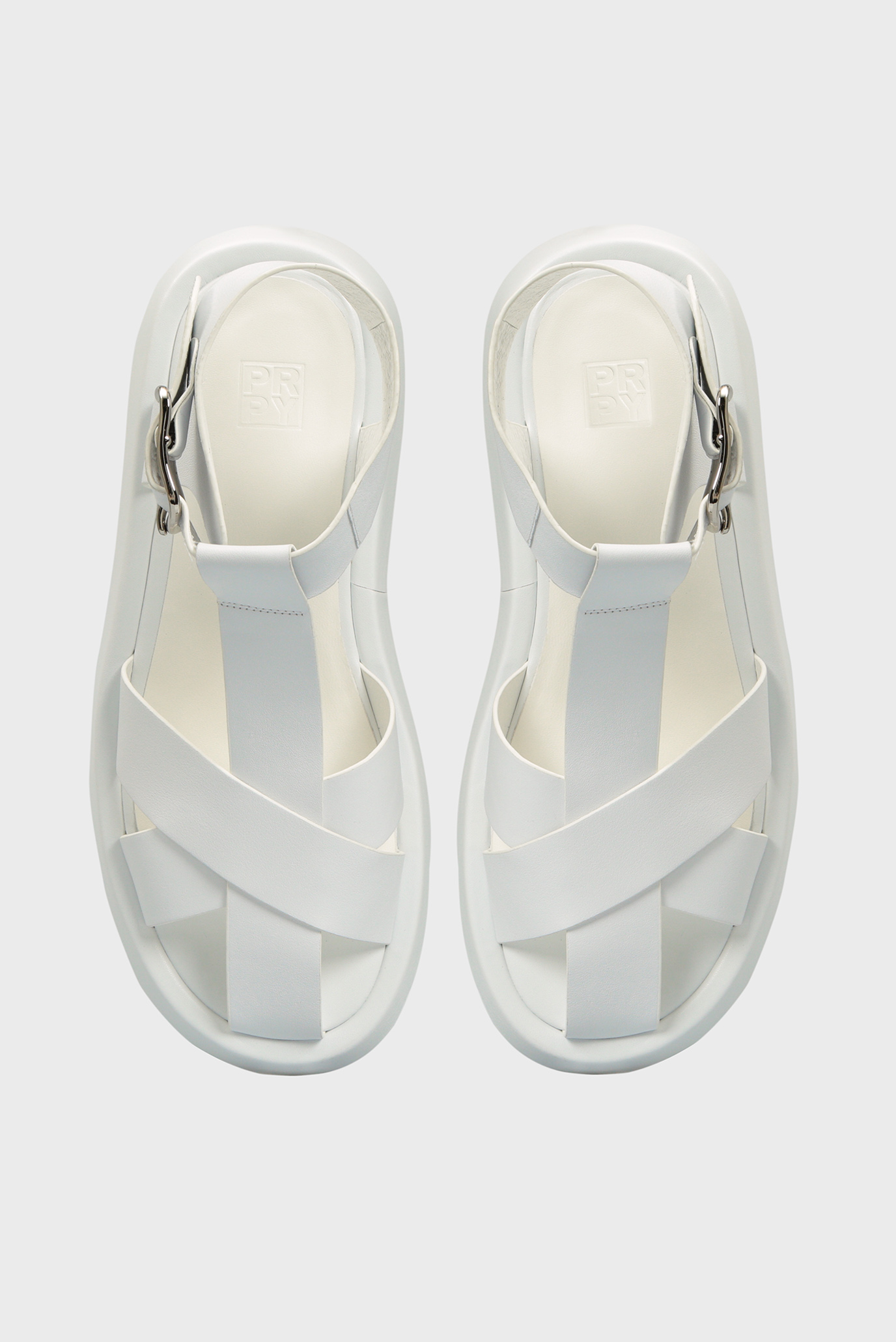 Женские белые кожаные сандалии Savelli 8