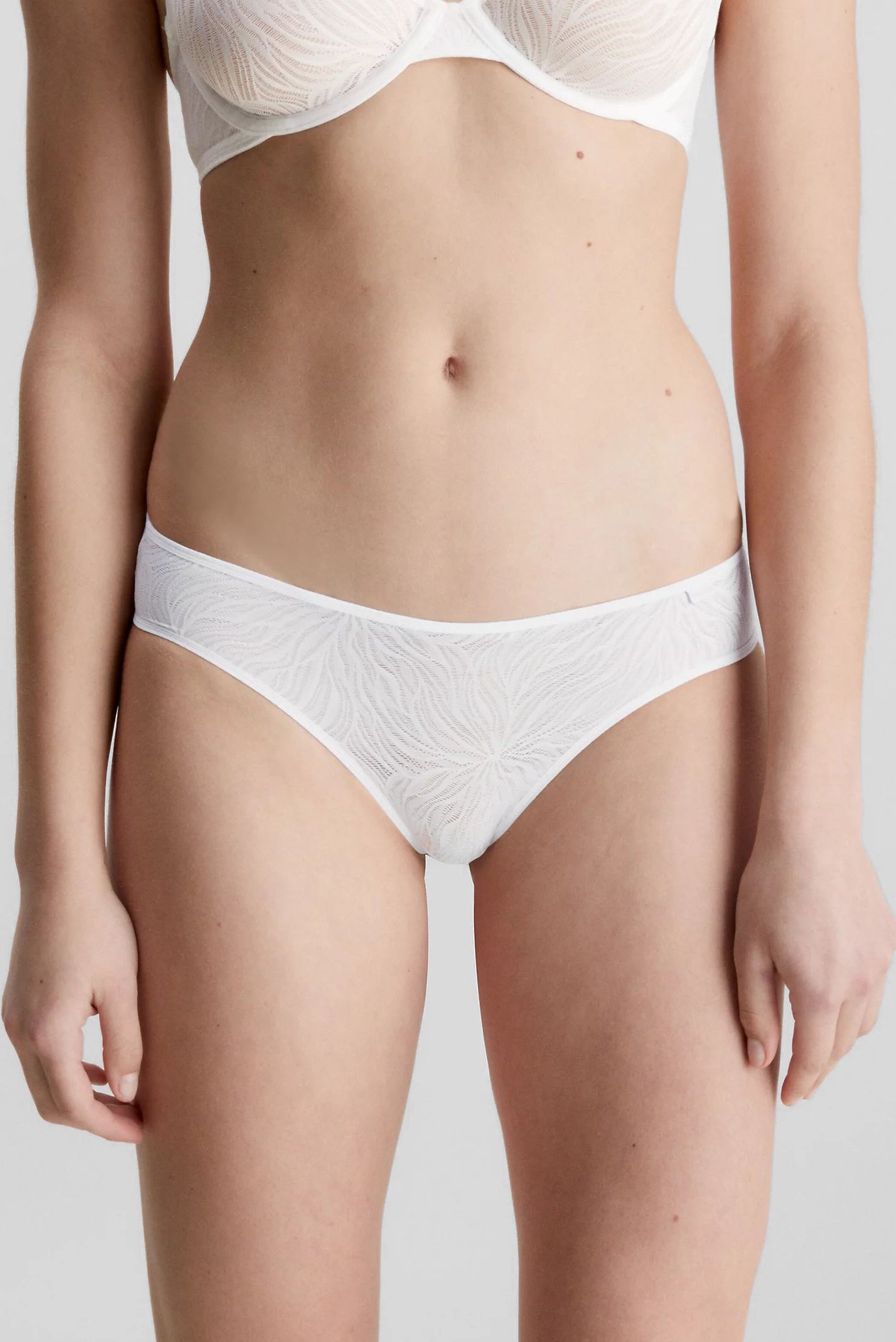 Женские белые трусикиCalvin Klein Женские белые трусики 10