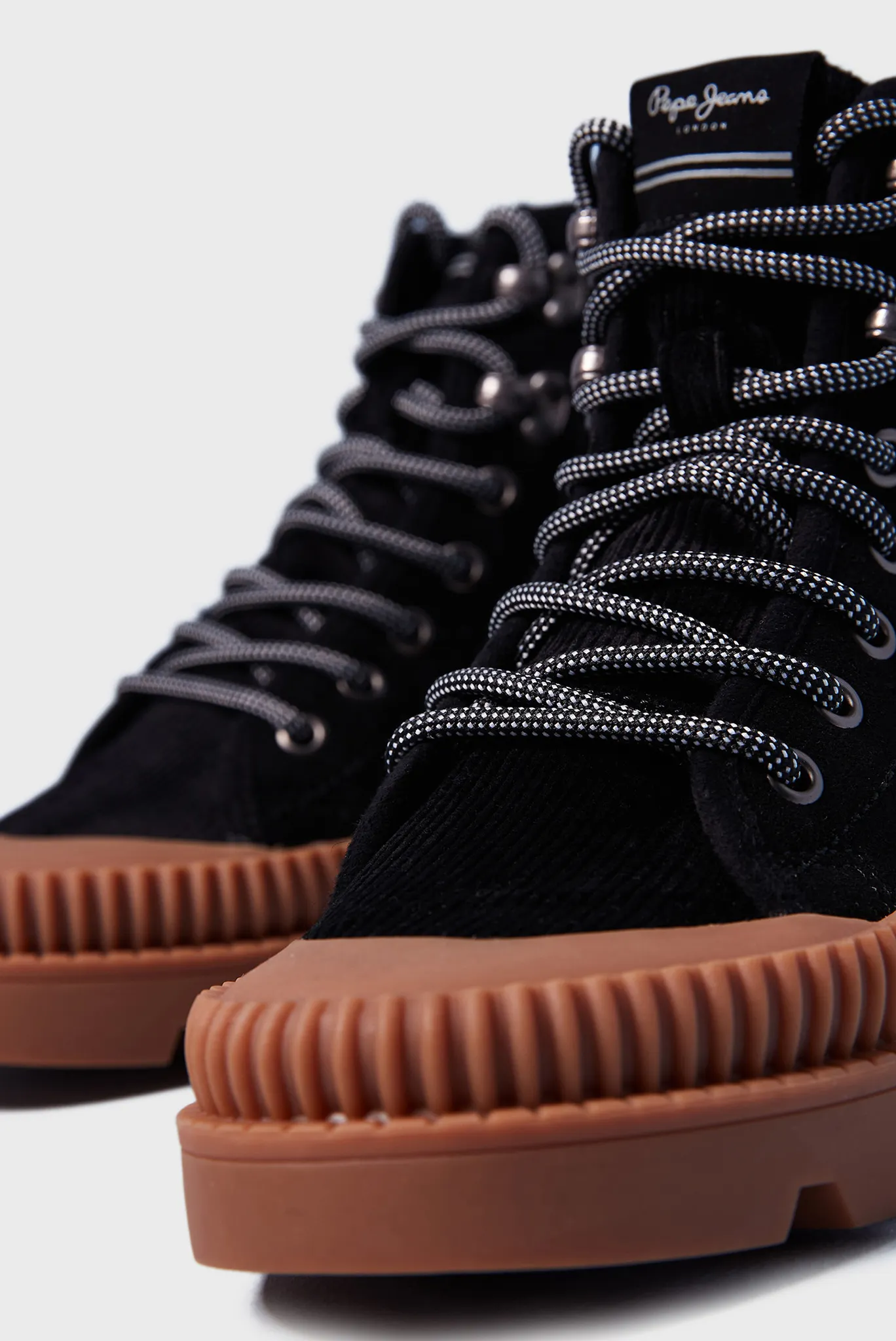 Женские черные кожаные ботинки ASCOT DESERT FUR 5