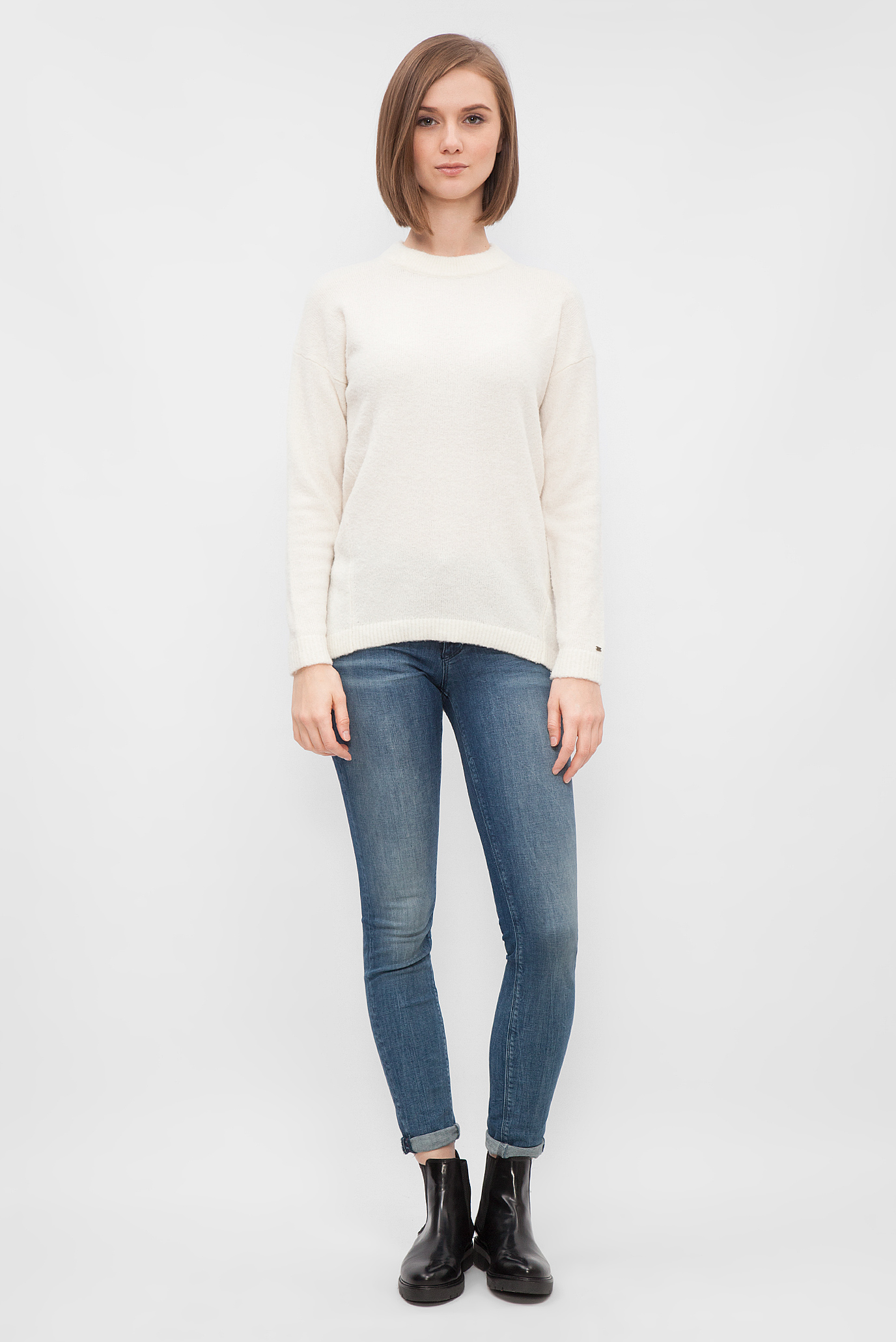 Женский белый джемпер 10