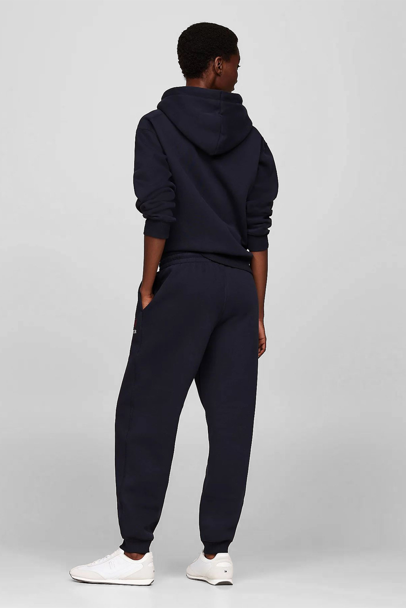 Женские темно-синие спортивные брюки REG VARSITY CREST 3