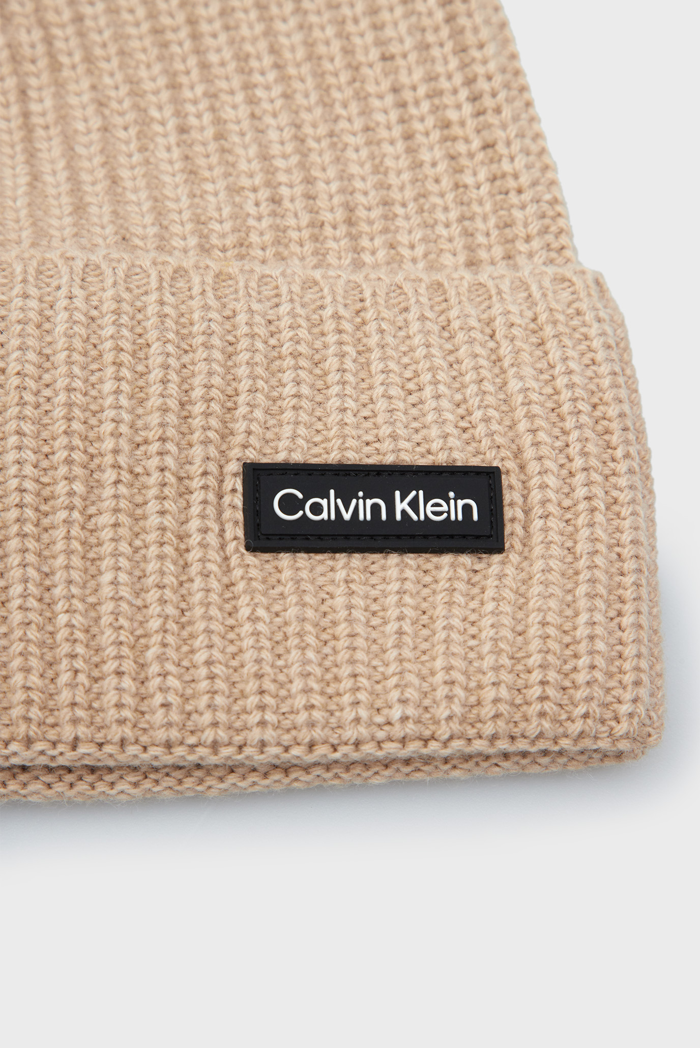 Шапка ESSENTIAL PATCH BEANIE 3