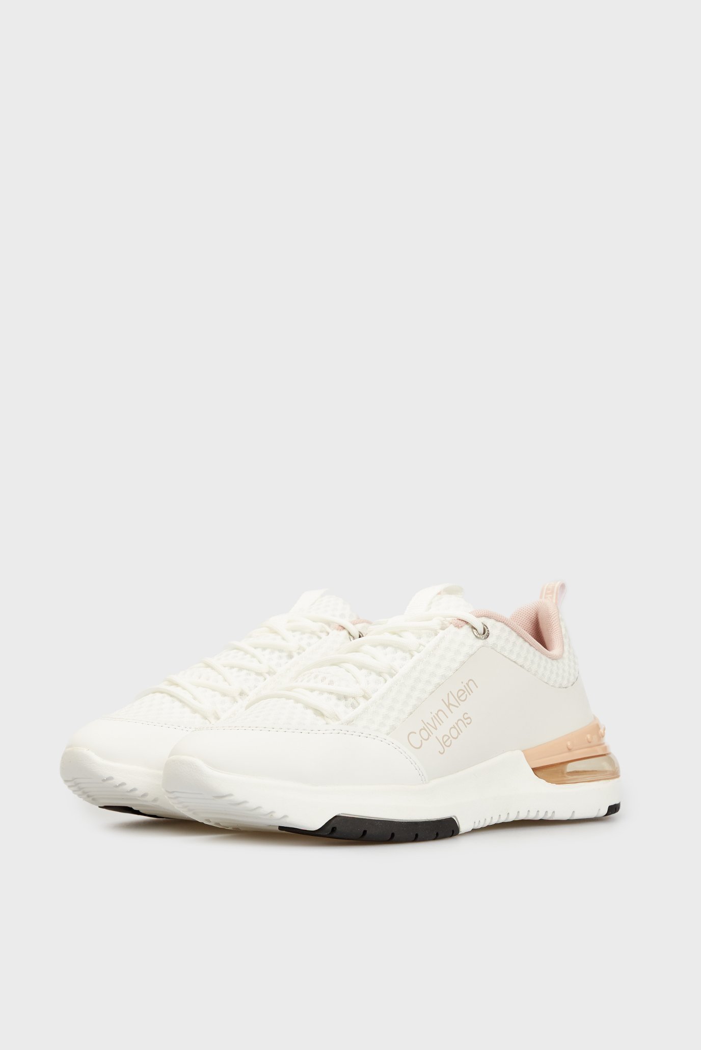 Женские белые кроссовки NEW SPORTY RUNNER COMFAIR 3 9