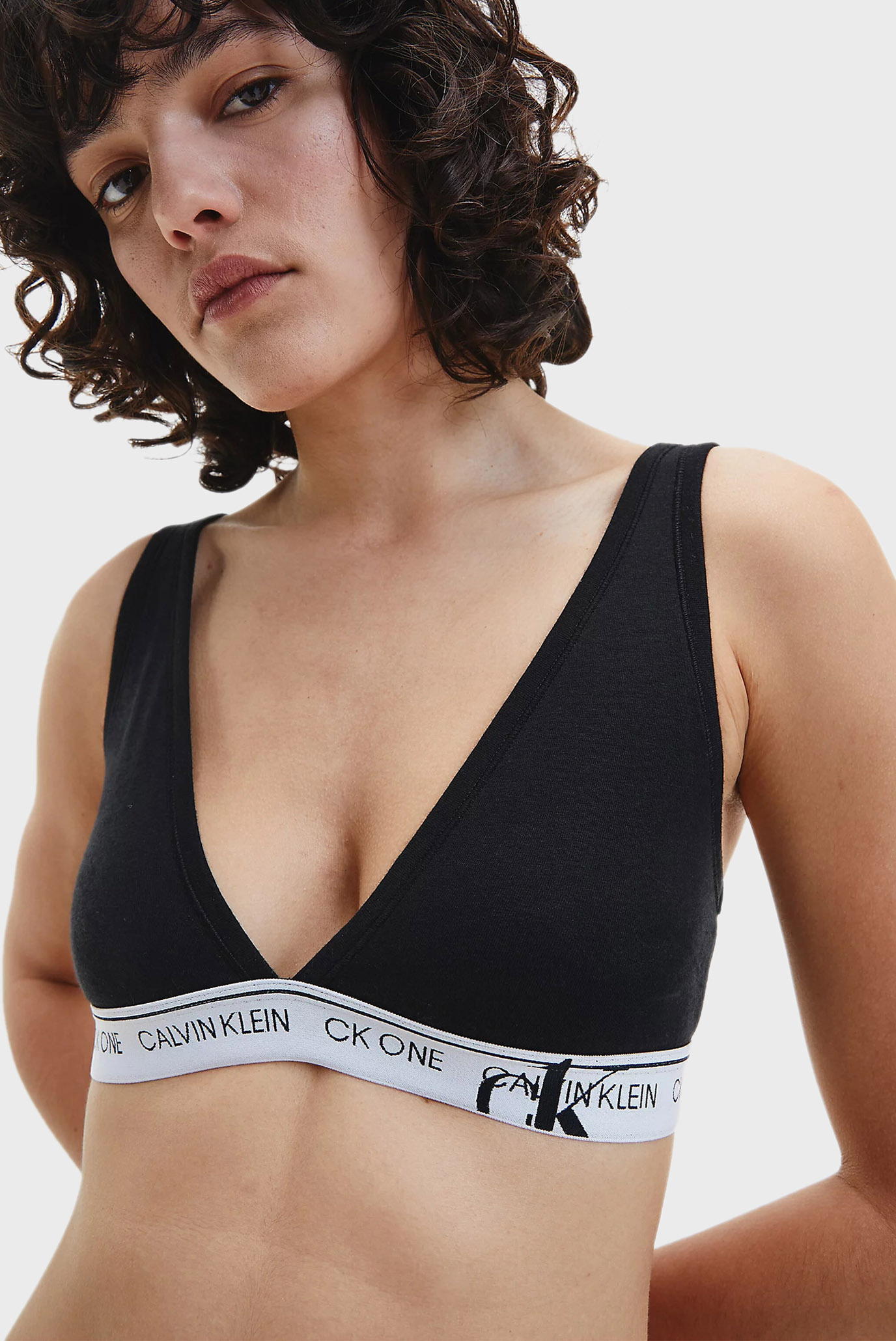 Женский черный бюстгальтер UNLINED TRIANGLE 6