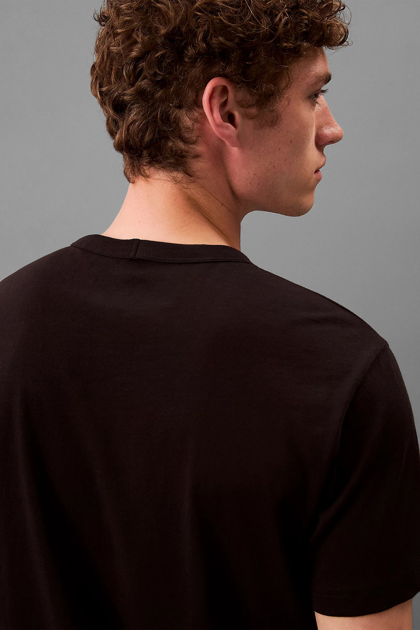 Мужская черная футболка S S CREW NECK 5