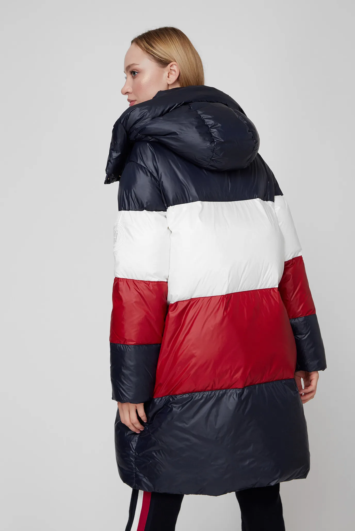 Женский пуховик COLORBLOCK 9
