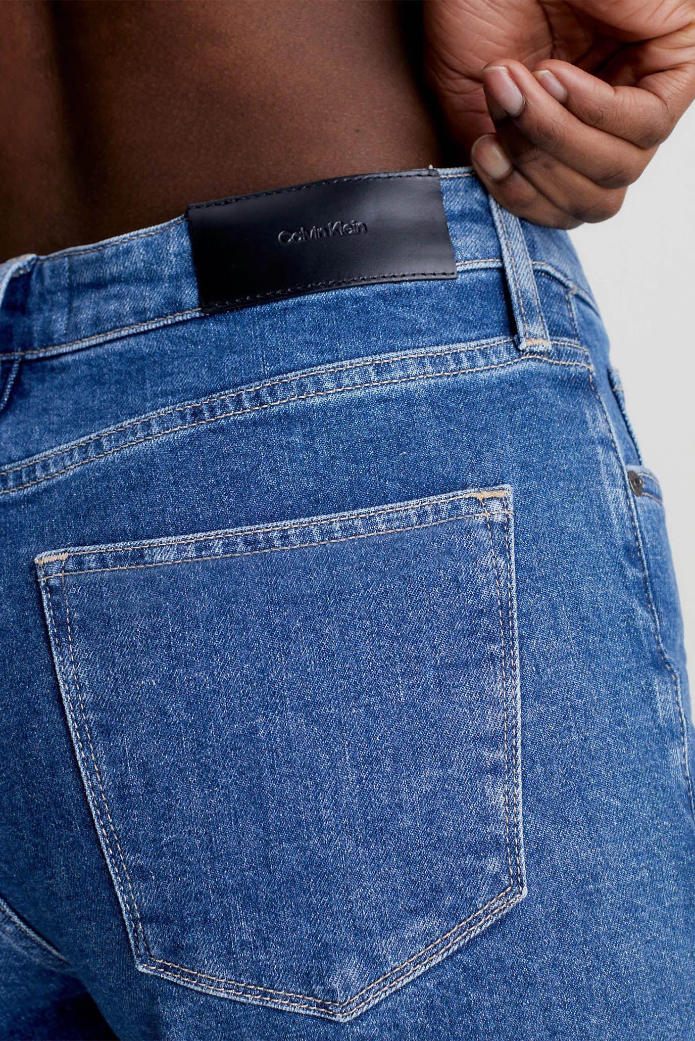 Джинсы MID RISE SLIM - BLUECalvin Klein Джинсы MID RISE SLIM - BLUE 9