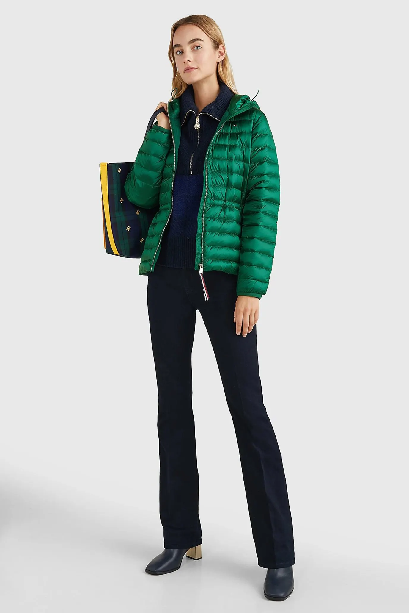 Женский зеленый пуховик FEMININE LW DOWN JACKET 2