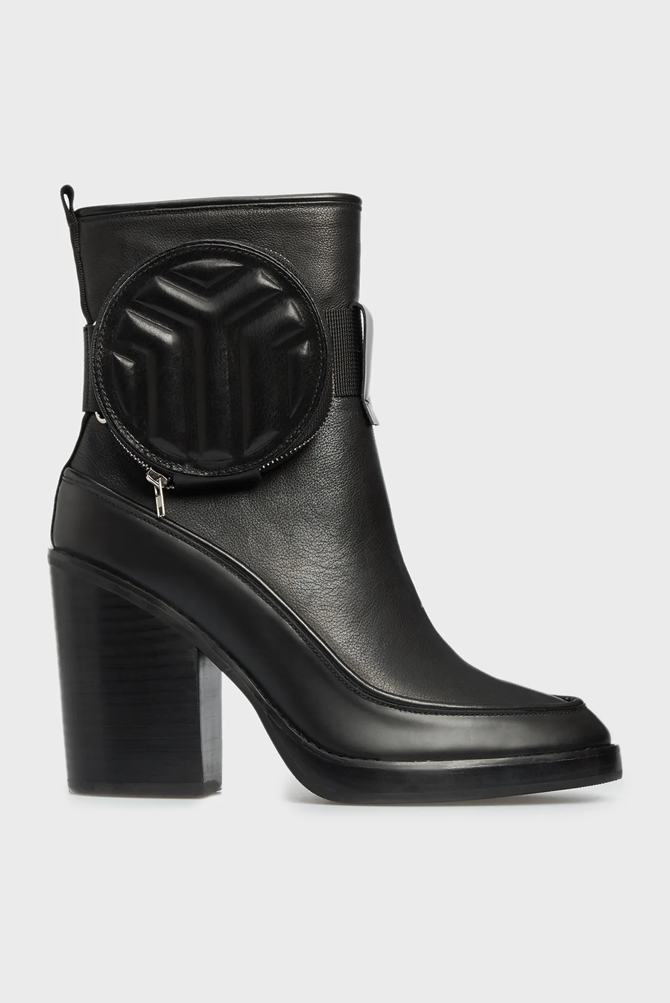 Женские черные кожаные ботильоны Chara 6