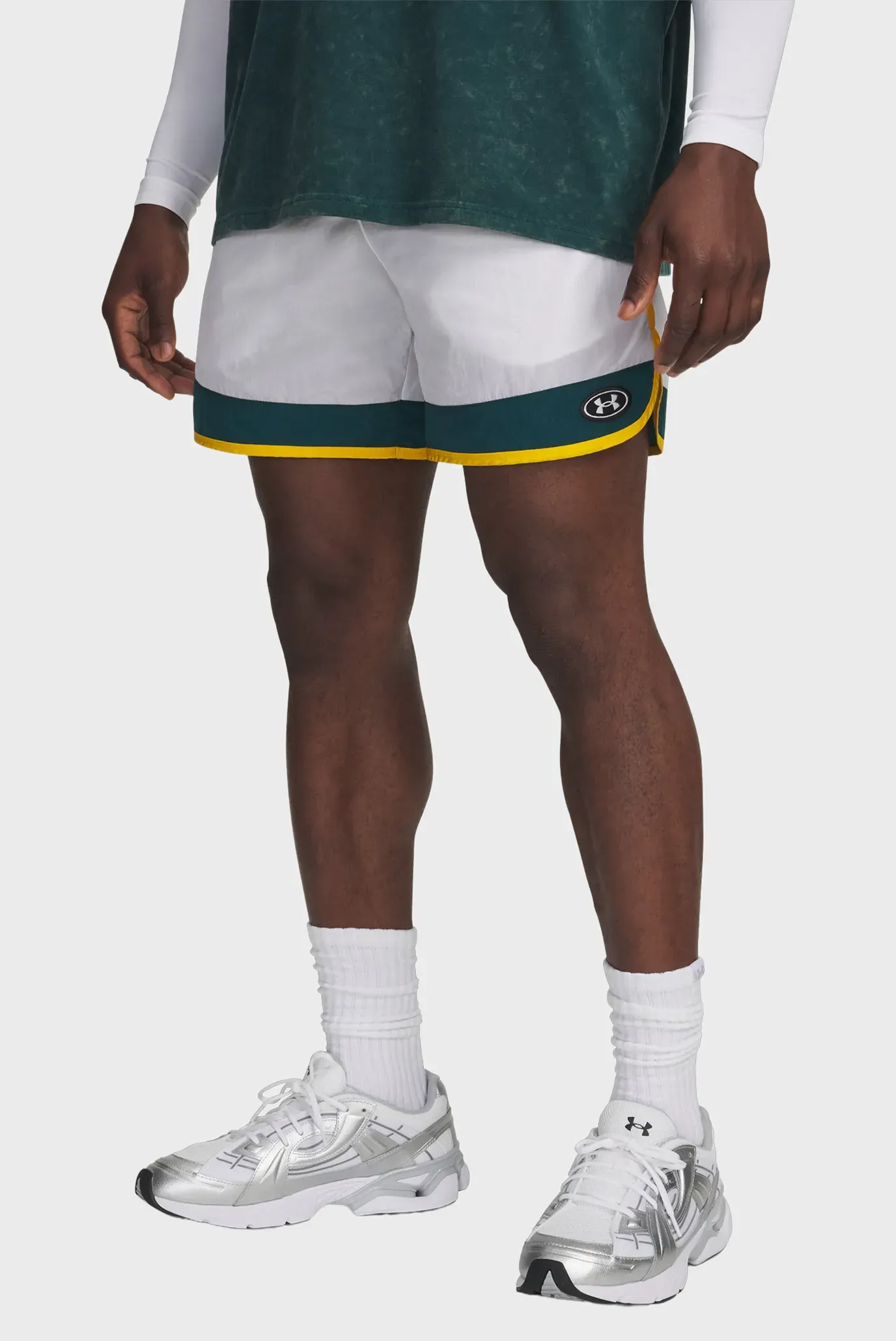 Шорты UA Icon Woven Track Shorts 1