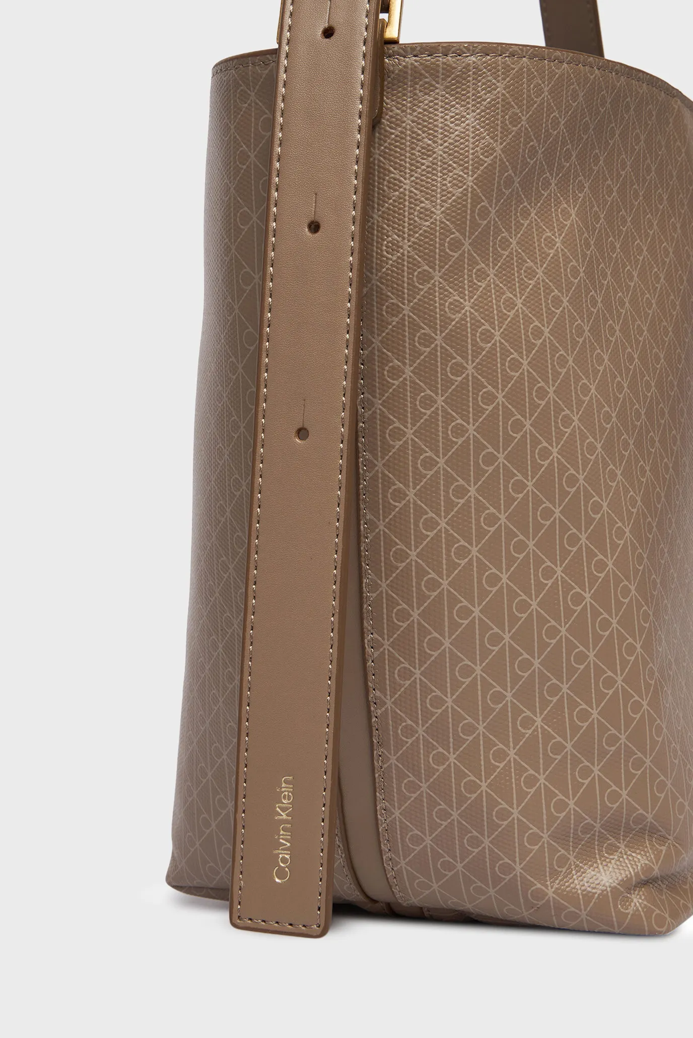 Сумка EMBLEM AOP MEDIUM BUCKET 2