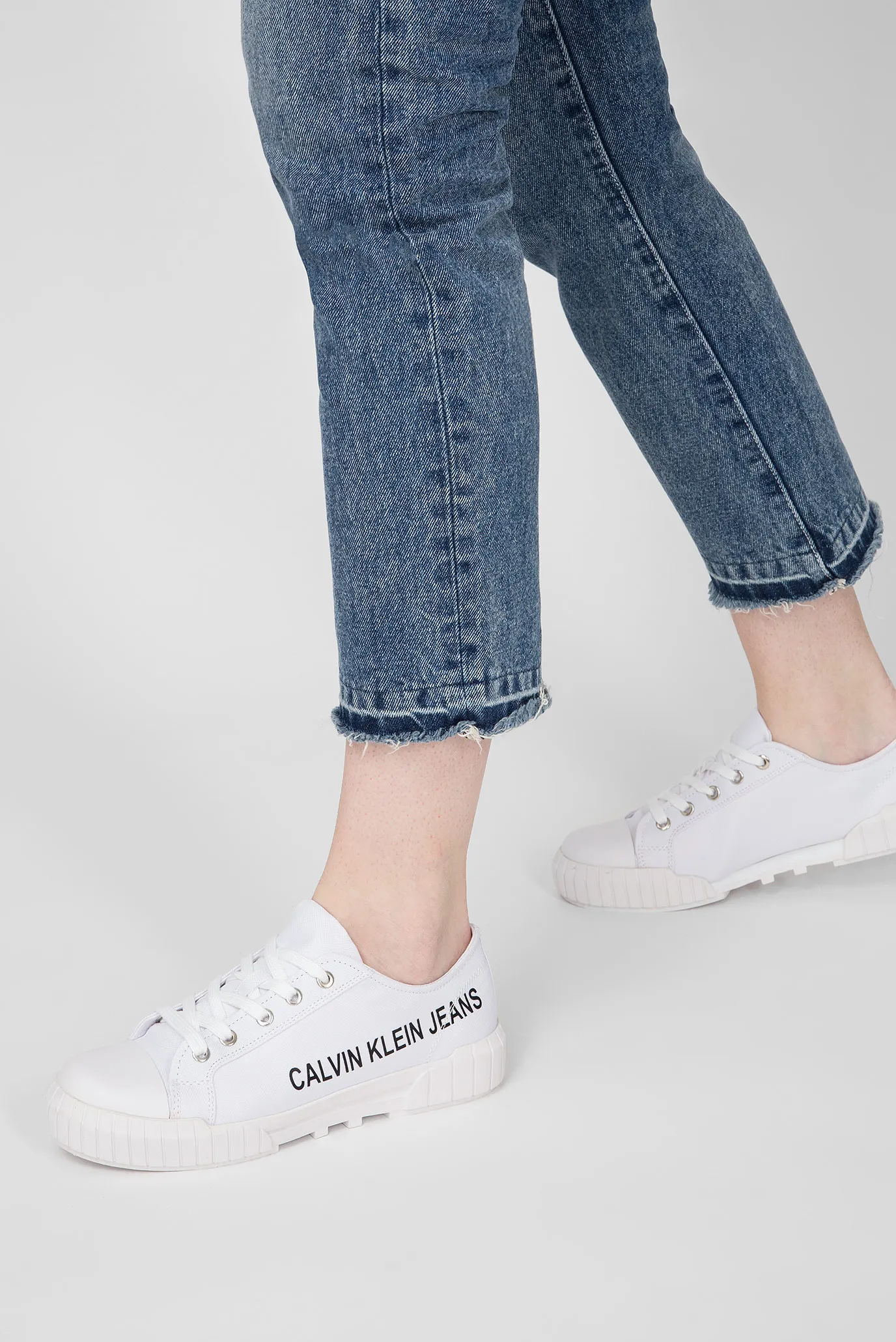 Женские белые кеды BIONY 10