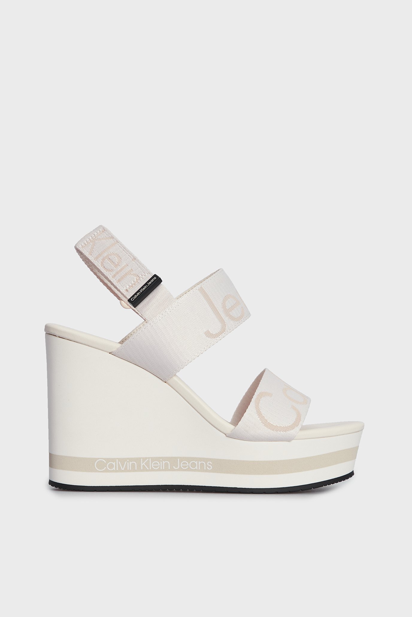 Женские белые босоножки 6