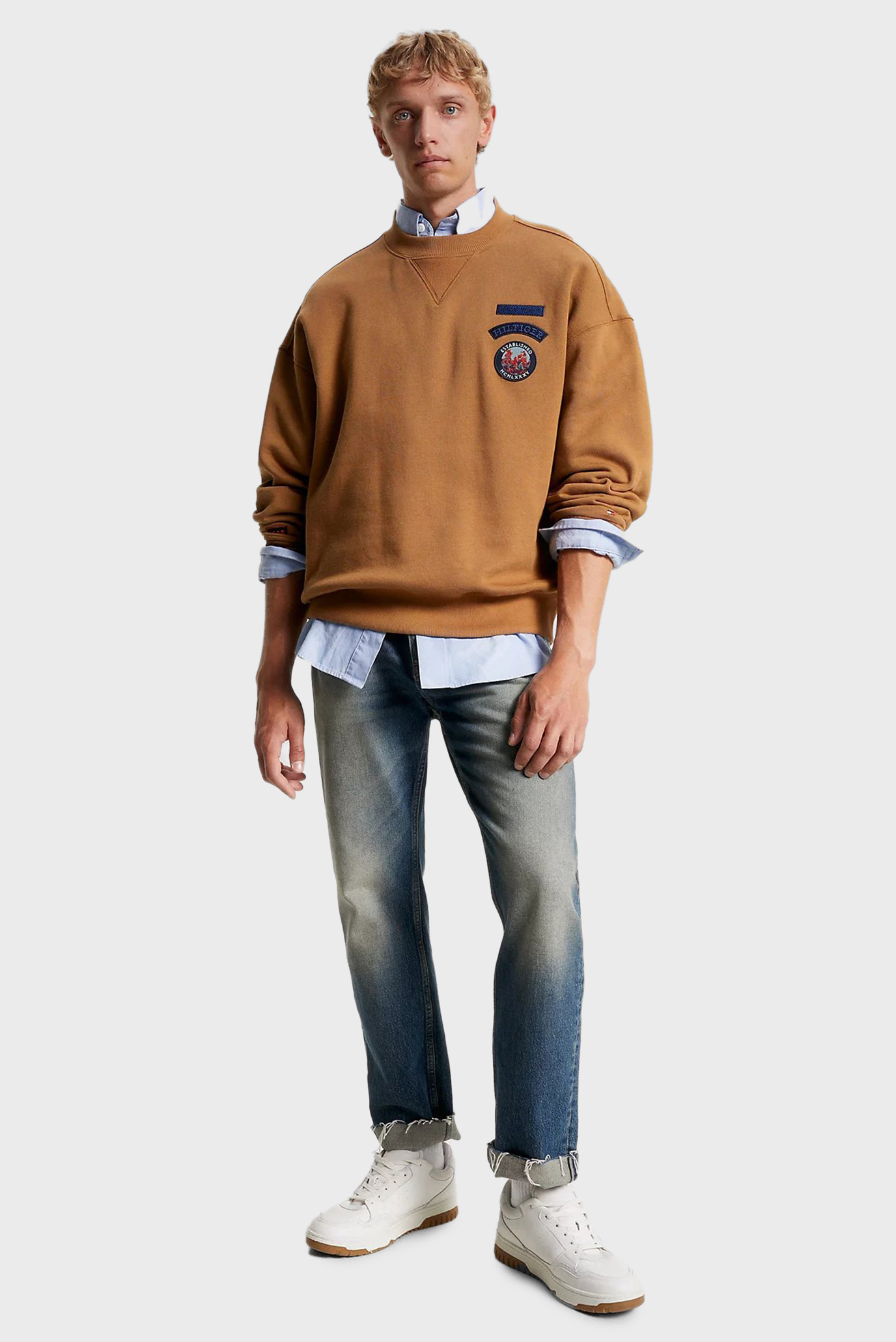 Мужской коричневый свитшот MOUNTAIN MULTI BADGE 2