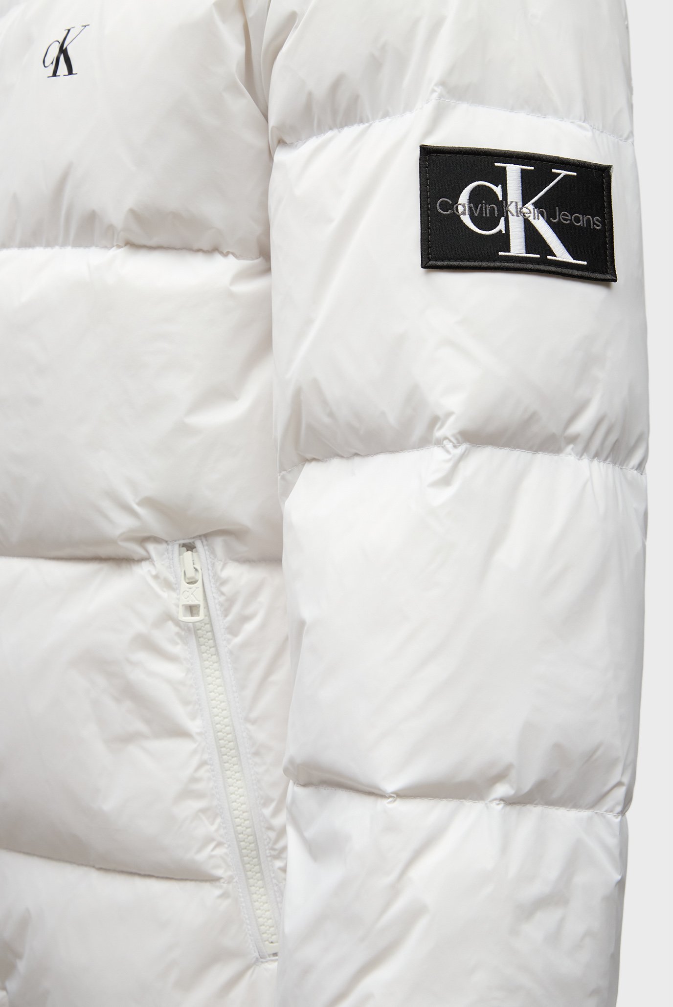 Мужской белый пуховик ESSENTIALS DOWN JACKET 3