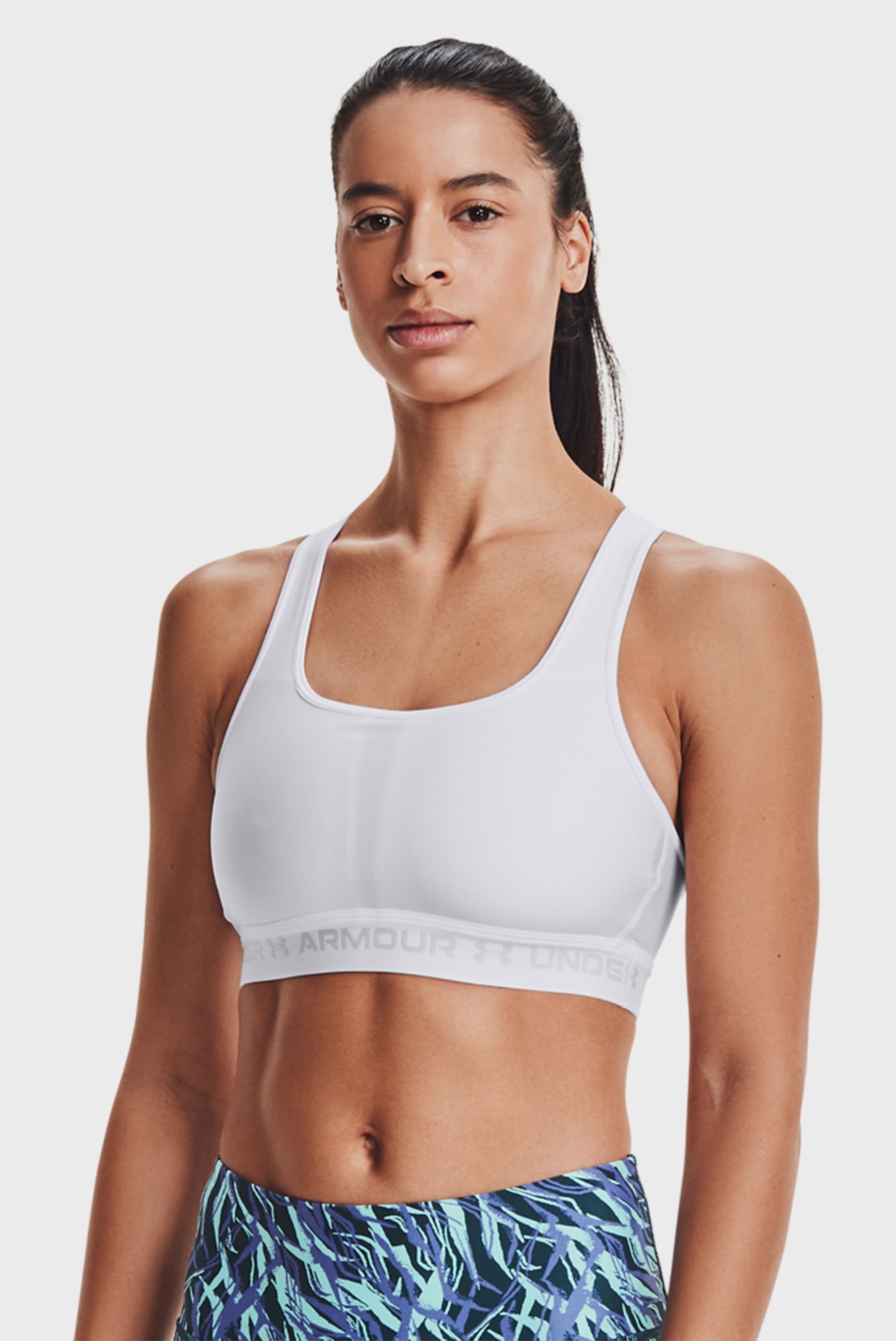 Женский белый спортивный топ UA Crossback Mid Bra 1