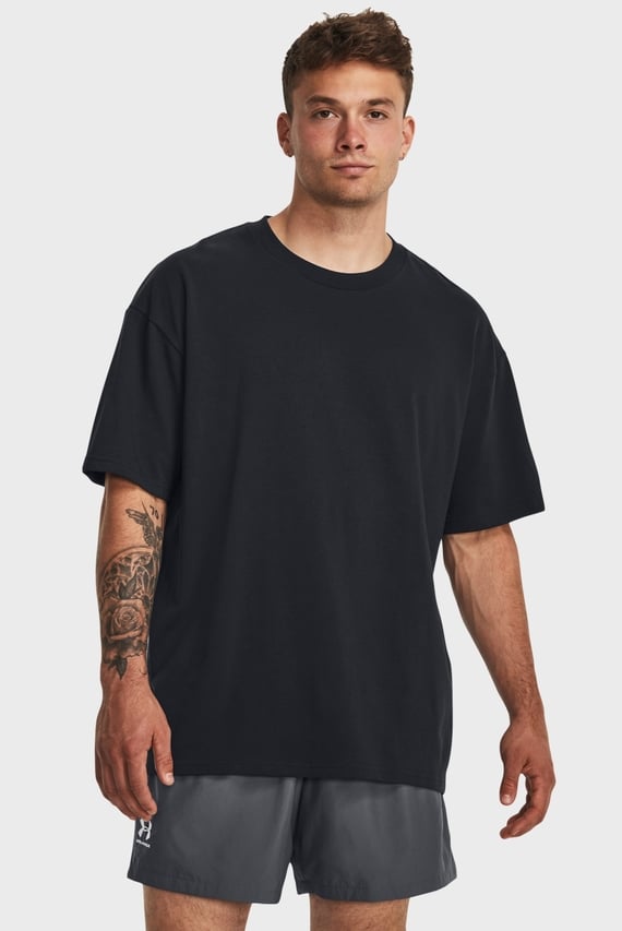Мужская черная футболка UA M's Oversized HVYWT SS