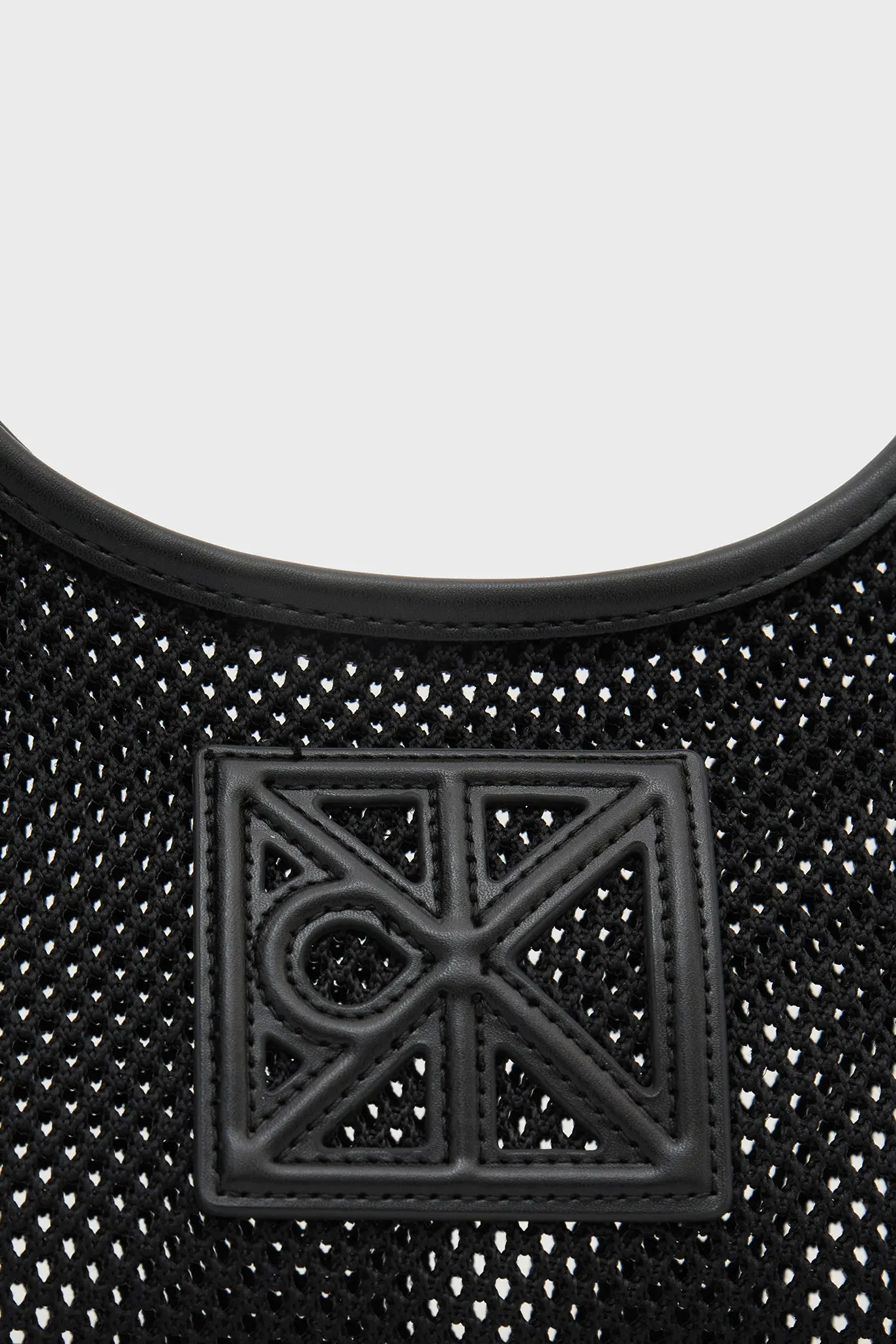 Сумка EMBLEM MESH SHOULDER BAG 2
