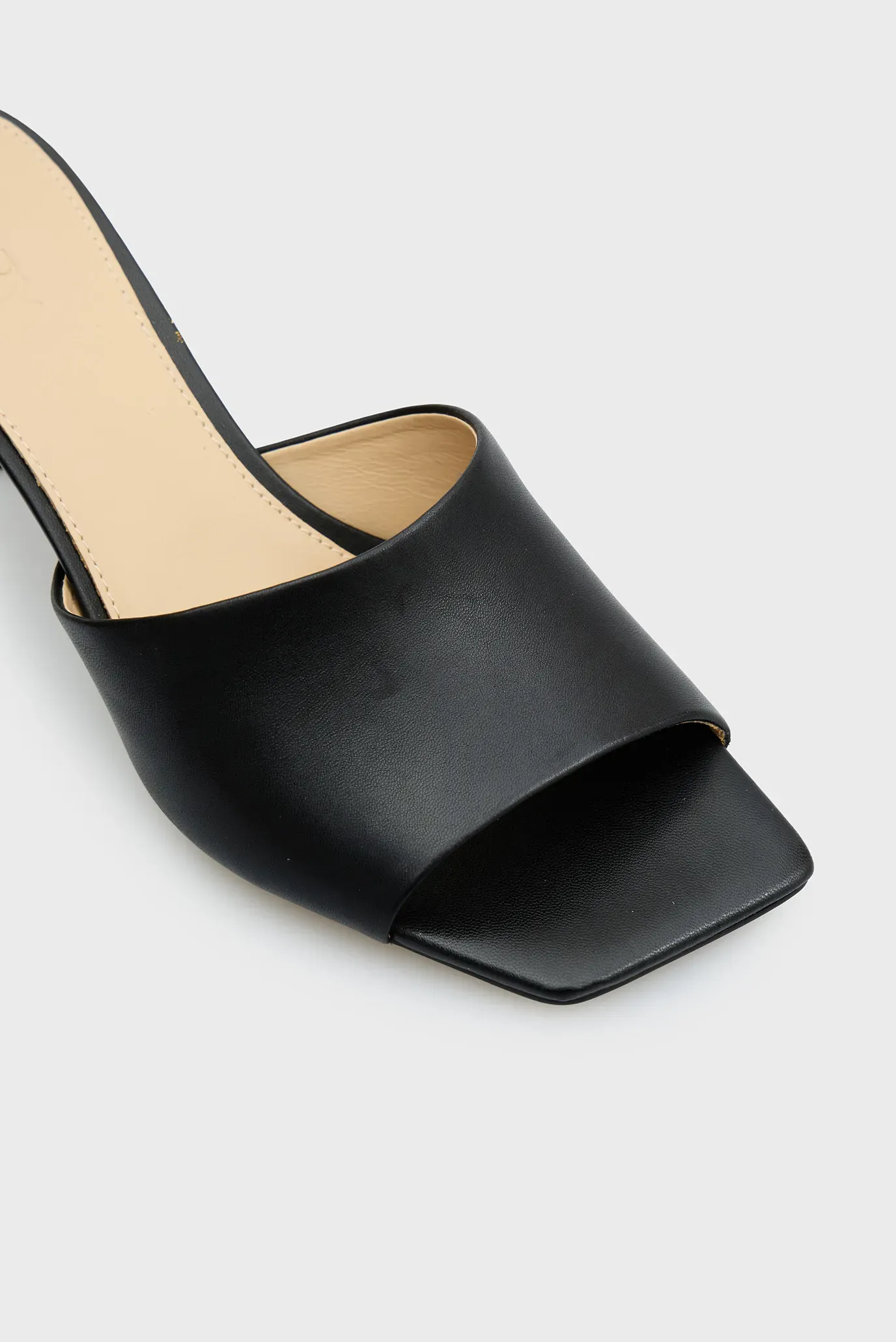 Босоножки/Nivia 4