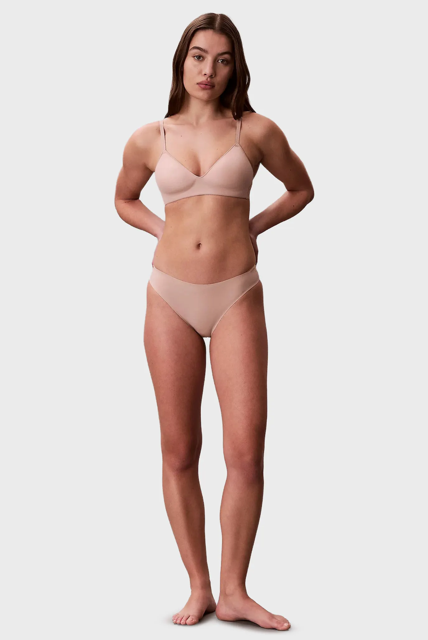 Бюстгальтер LIGHTLY LINED WIREFREE PLUNGE 3