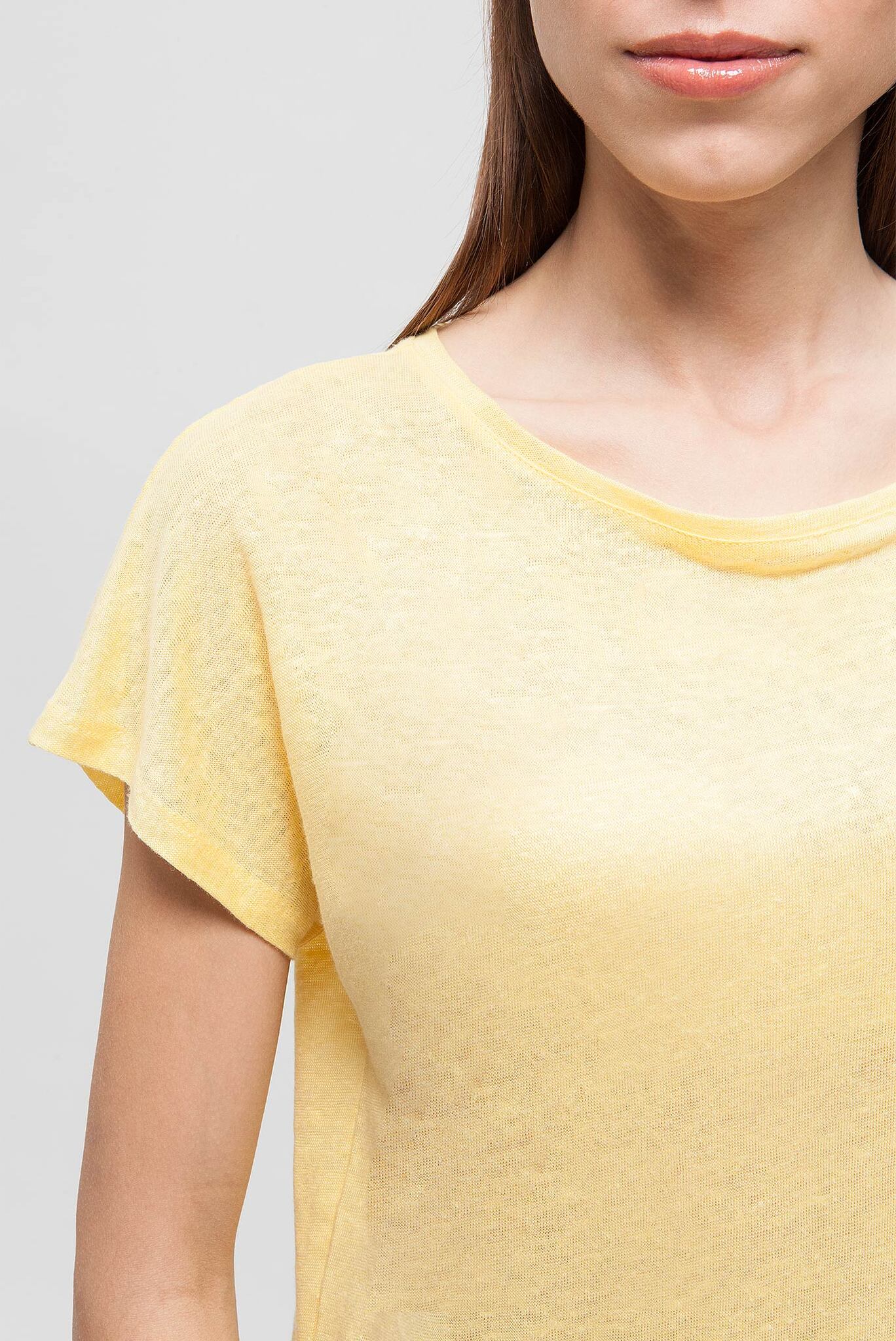 Женская желтая футболка 4