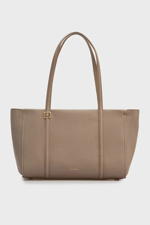 Сумка EMBLEM HW PEBBLE TOTE Calvin Klein