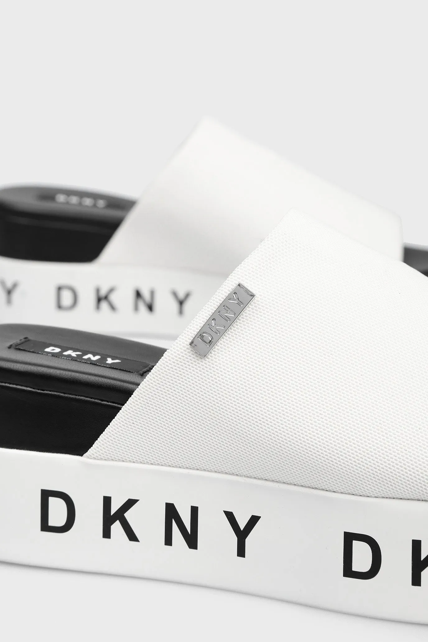 Женские белые слайдеры CARLI 5