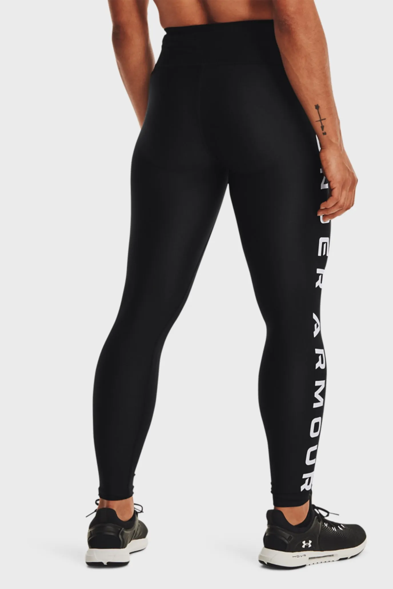 Женские черные тайтсы UA HG Armour Branded Leg-BLK 14