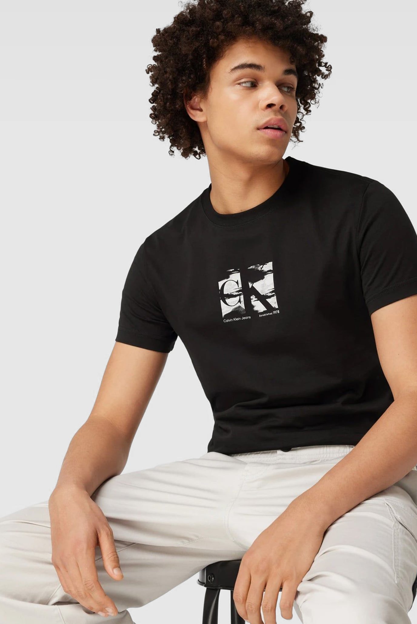 Футболка SMALL BOX LOGO TEE 5