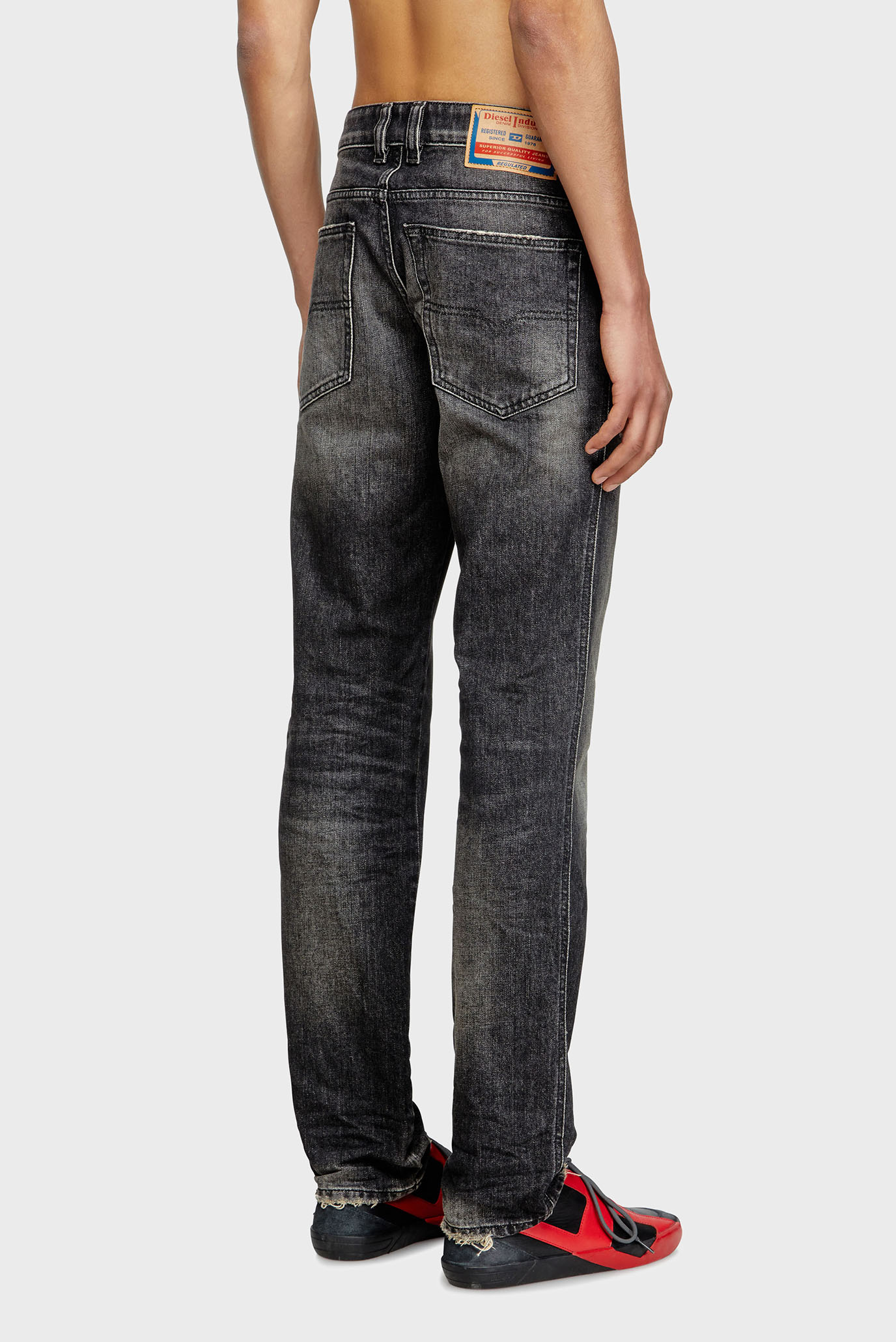 Джинсы 1993 D-VYL L.32 PANTALONI 3