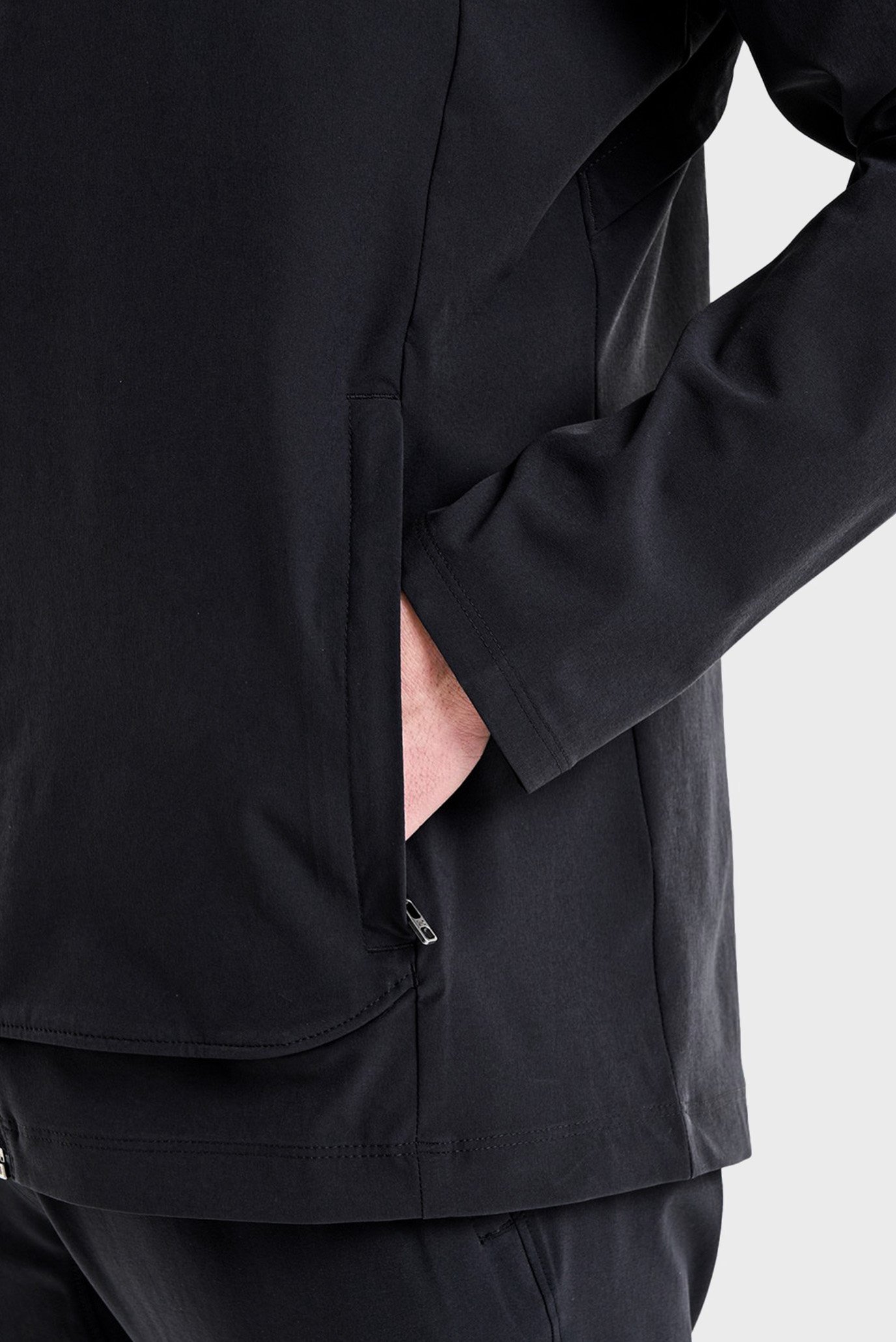 Ветровка OUTRUN THE STORM JACKET 8